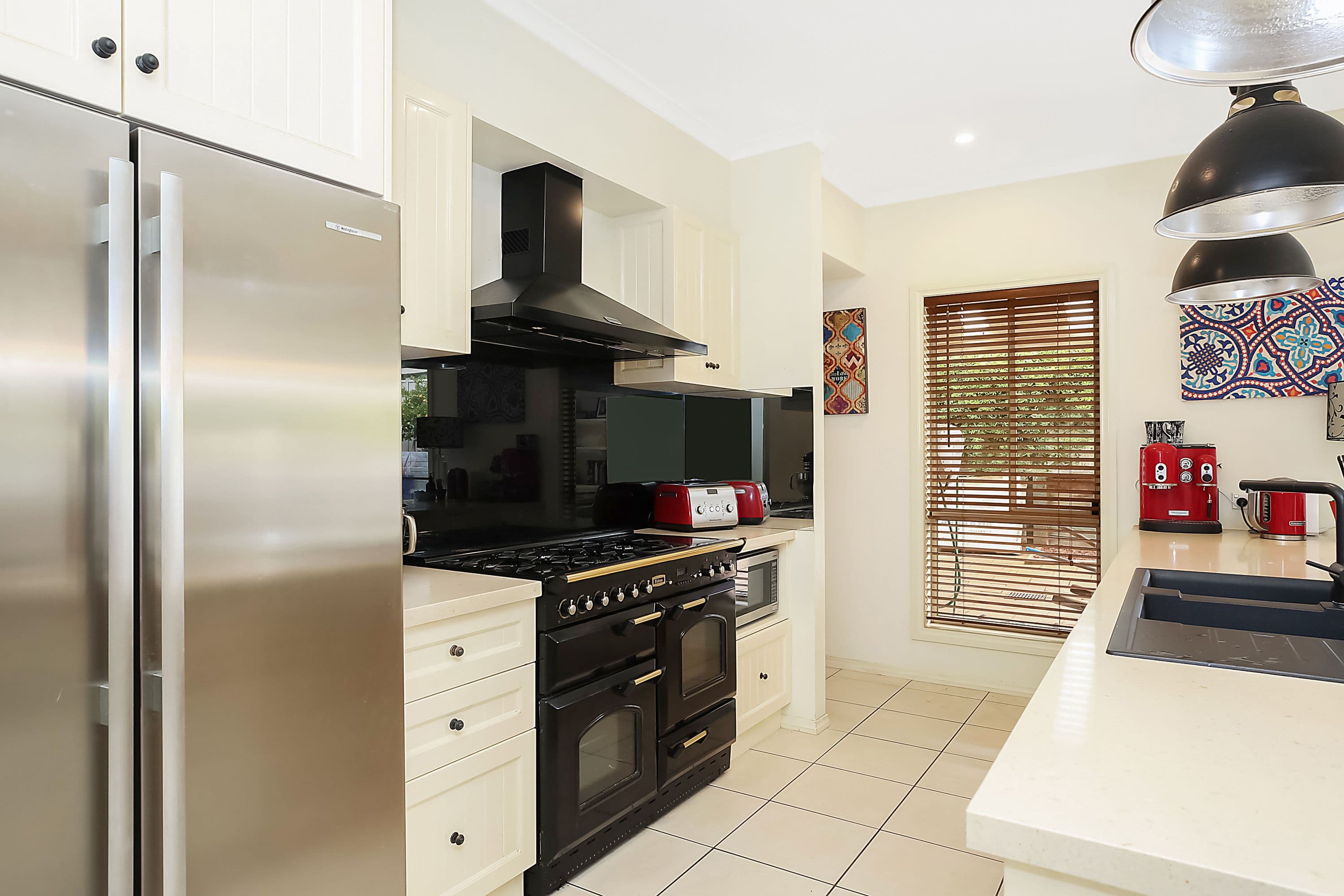 78 Bowen Street, Camperdown VIC 3260, Camperdown - Thumbnail 2