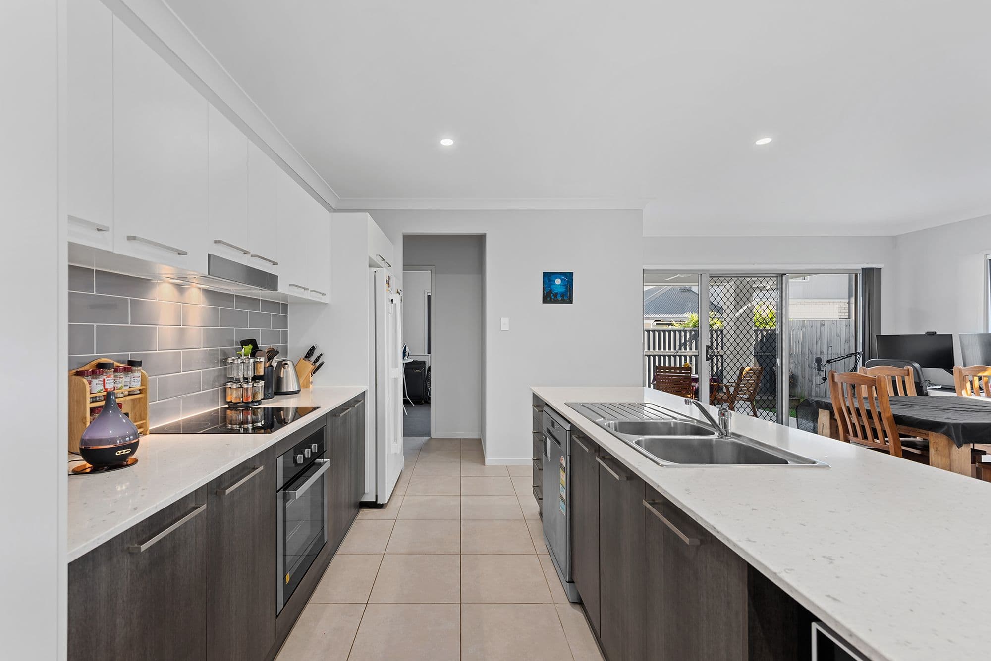 26 Leong Street, Bridgeman Downs QLD 4035, Bridgeman Downs - Thumbnail 2