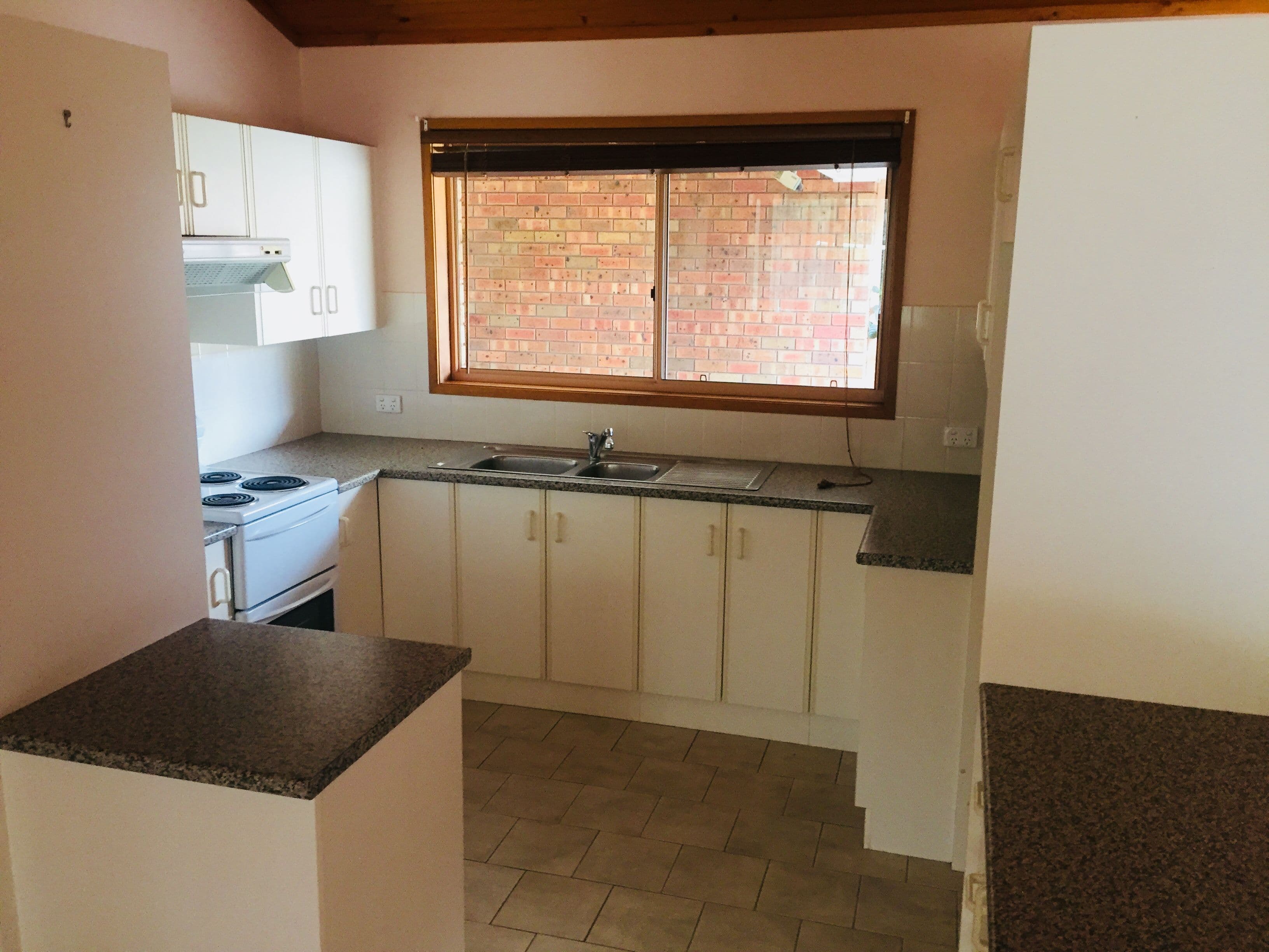 2/54 Kurrajong Crescent, Taree NSW 2430, Taree - Thumbnail 6