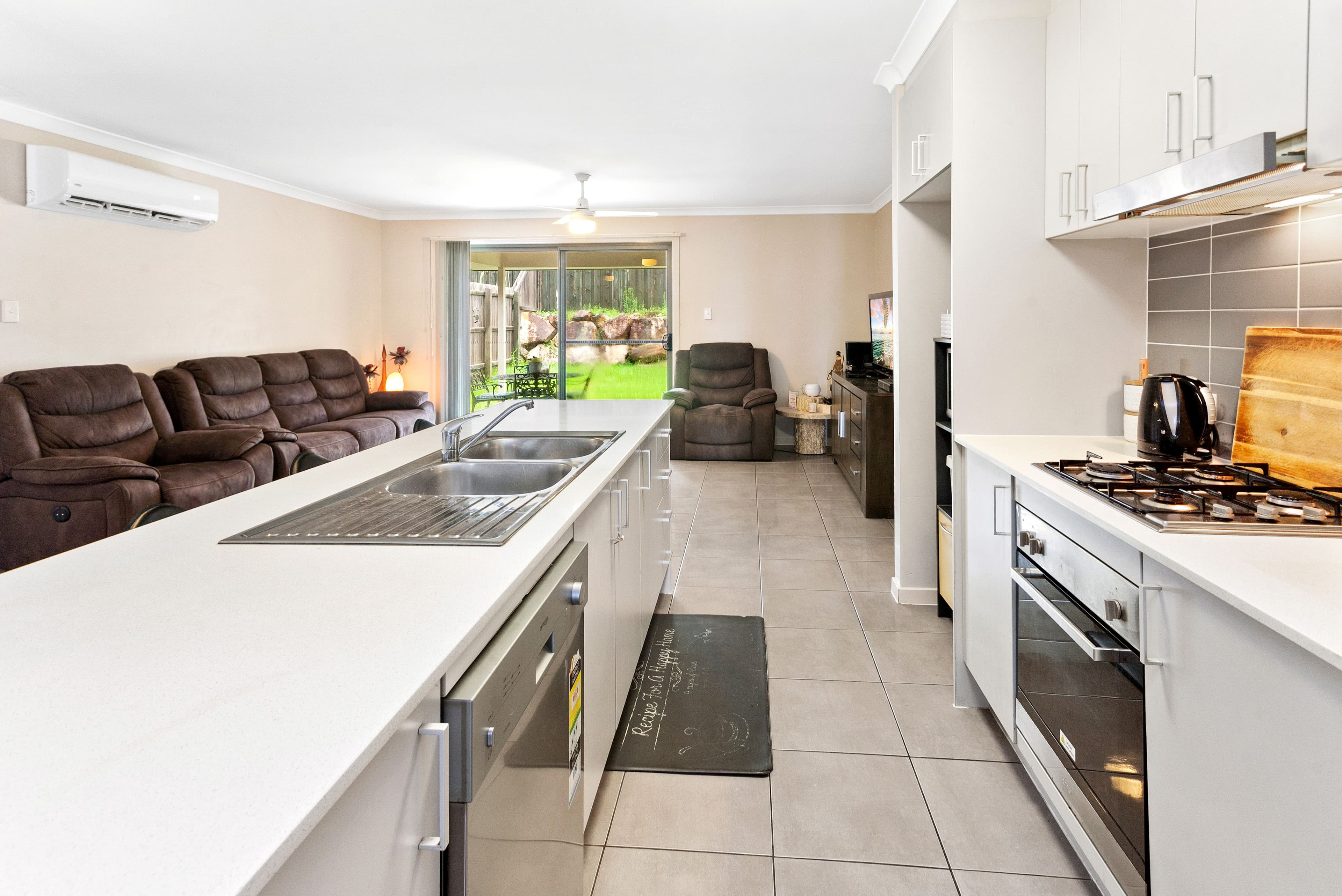 131 Mackintosh Drive, North Lakes QLD 4509, North Lakes - Thumbnail 5