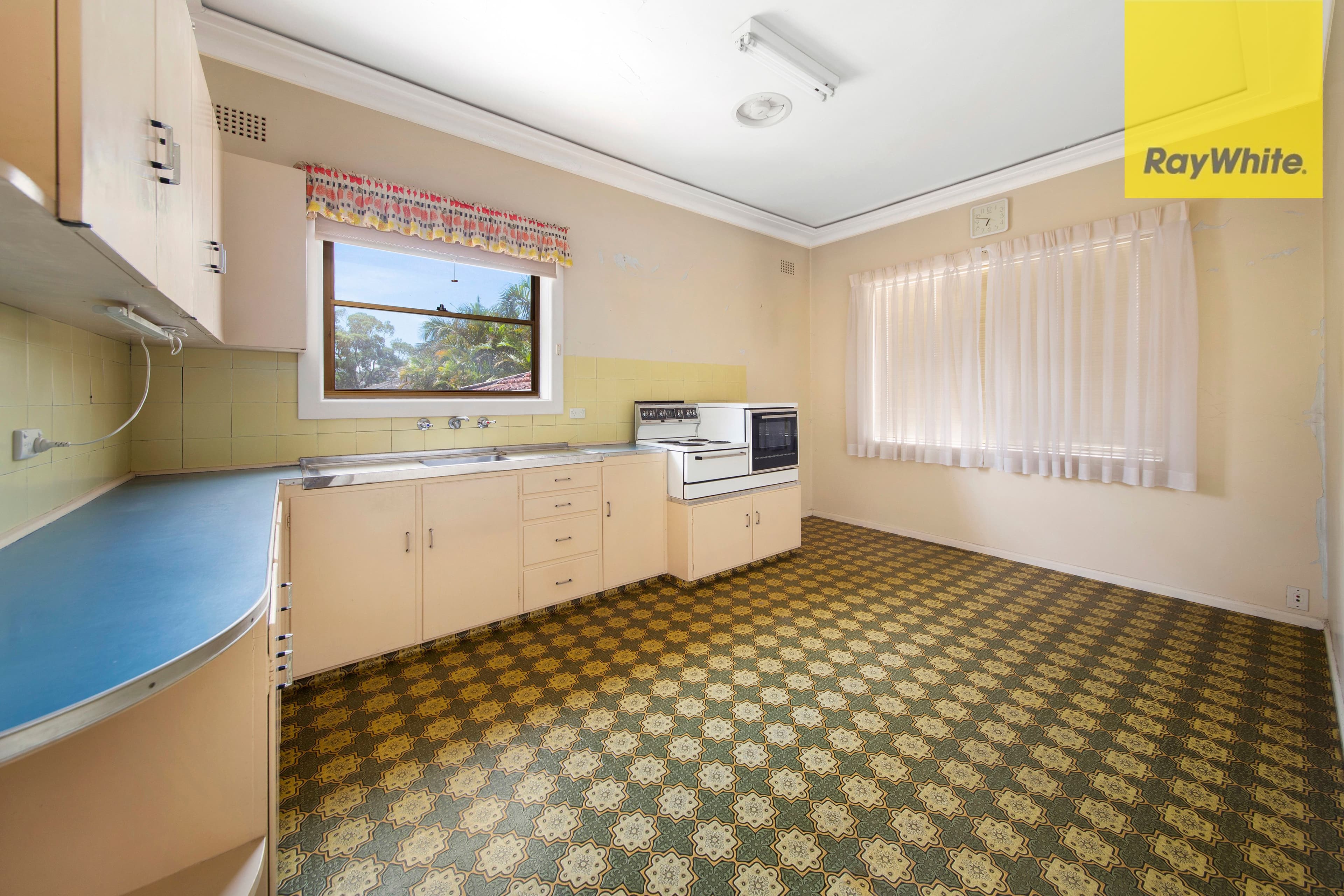 35 Ultimo Street, Caringbah South NSW 2229, Caringbah South - Thumbnail 2