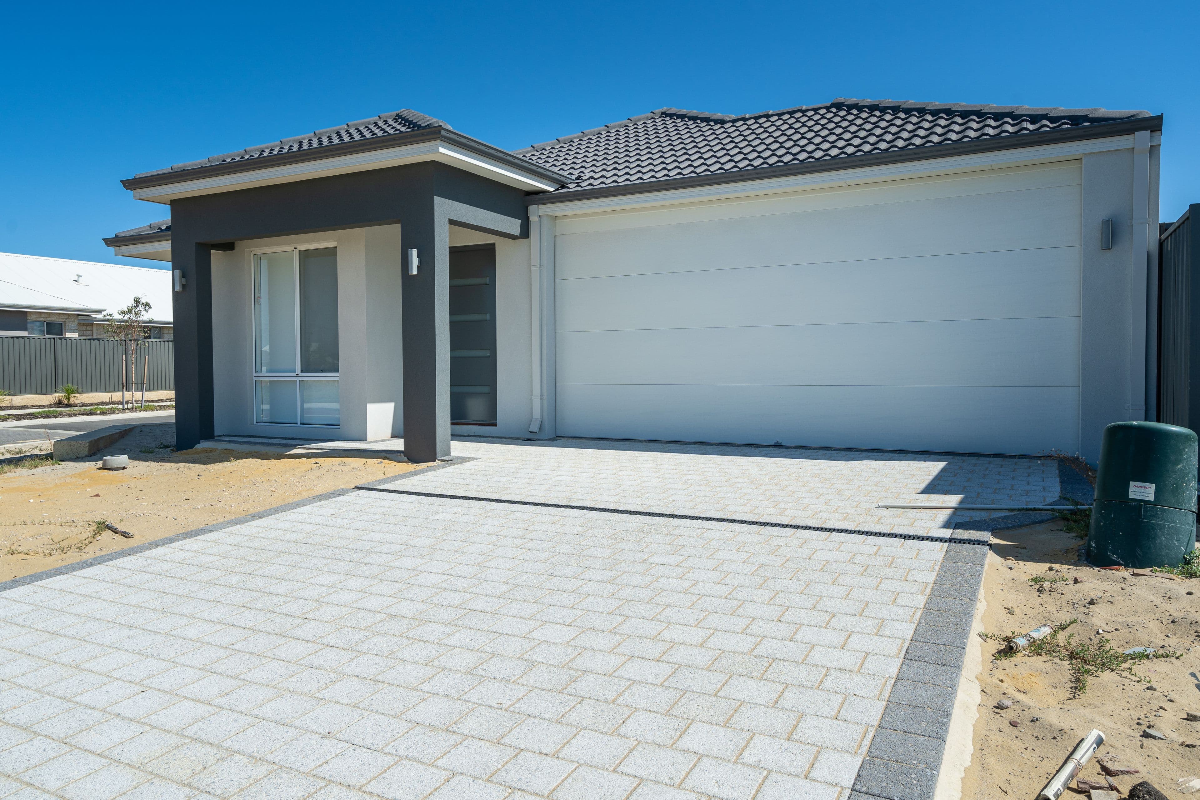 110 Sapphire Drive, TREEBY WA 6164, Treeby - Image 1