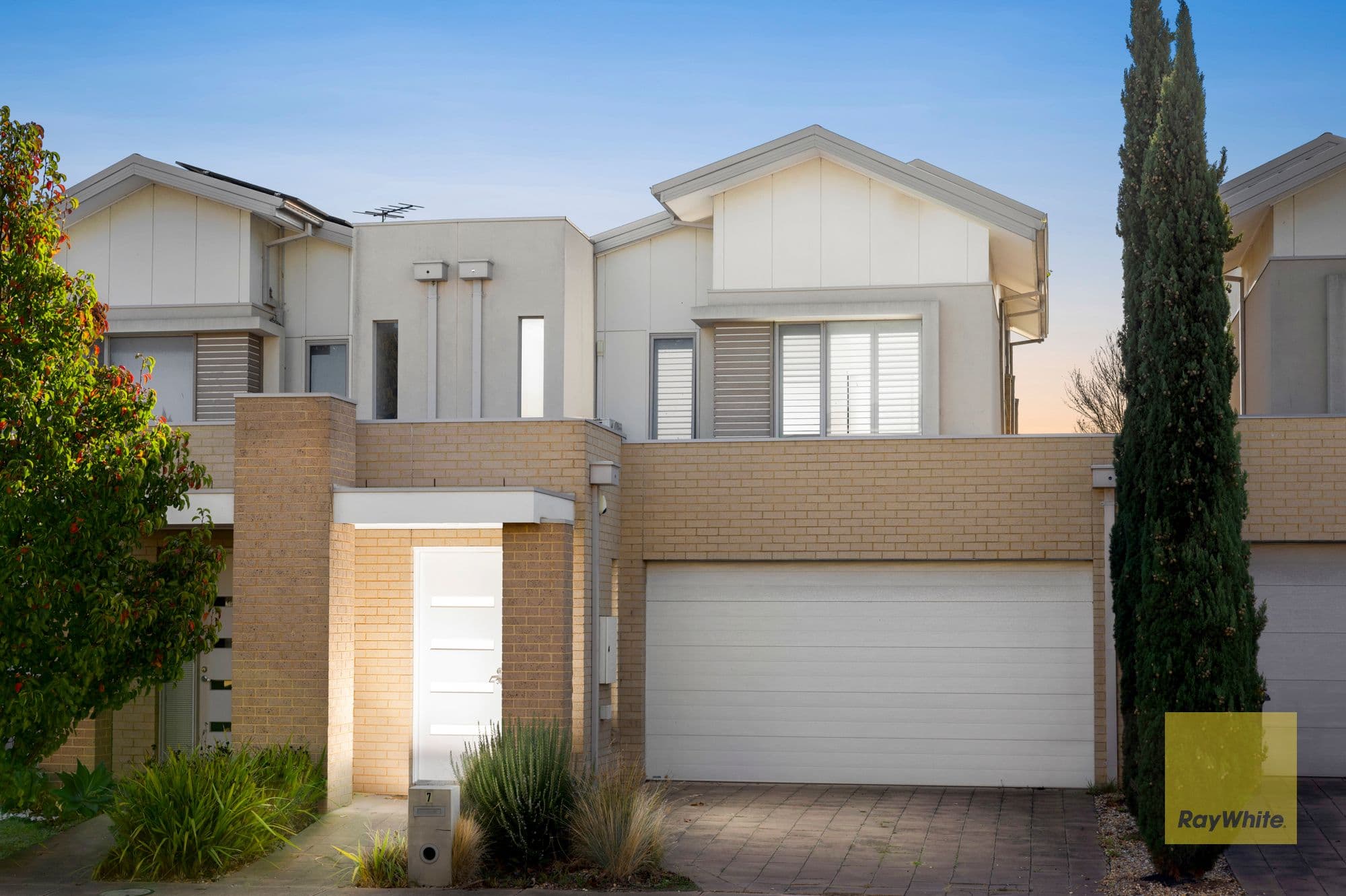 7 Broadbeach Circuit, Point Cook VIC 3030, Point Cook - Image 1