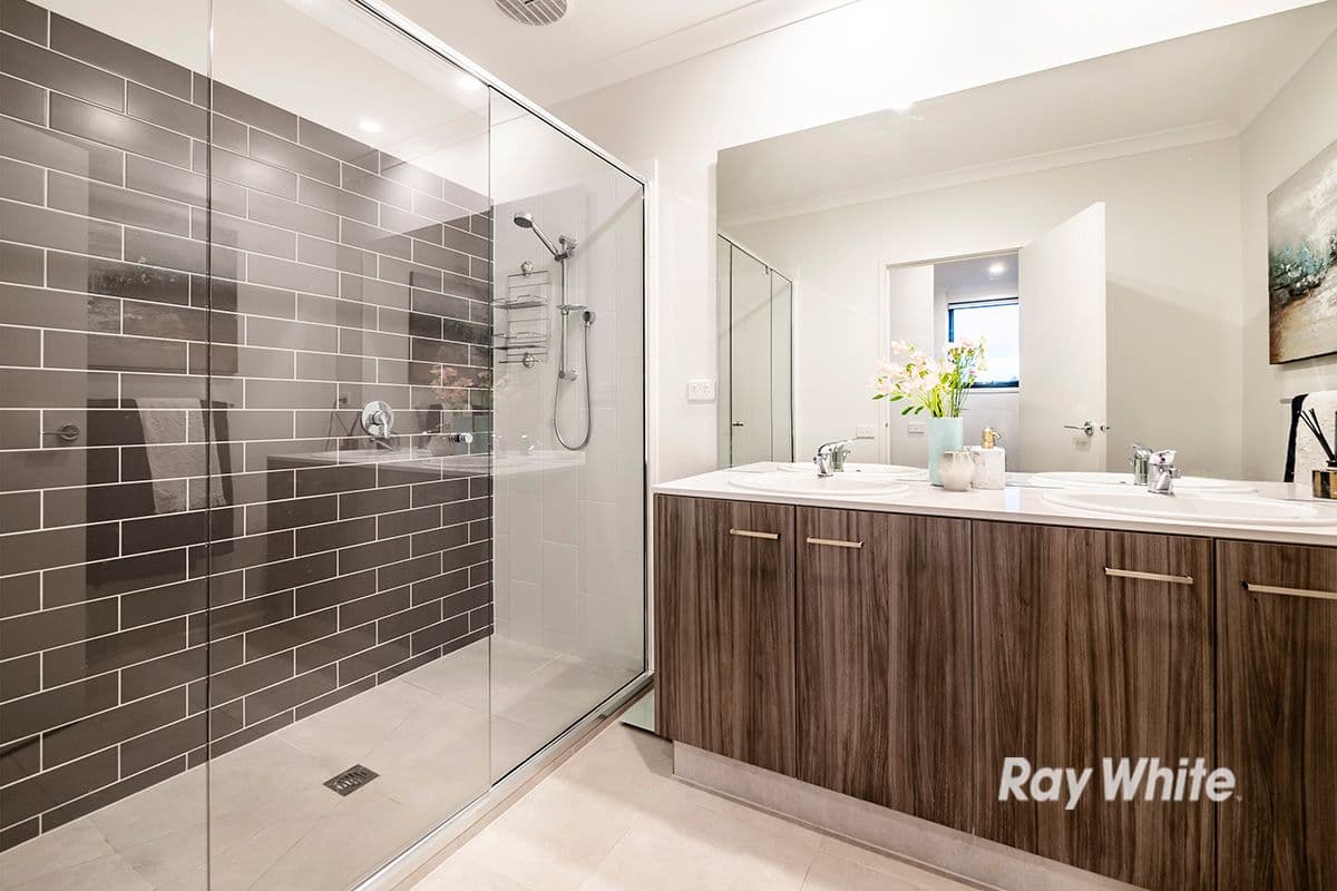 8 Parkdale Drive, Lyndhurst VIC 3975, Lyndhurst - Thumbnail 7