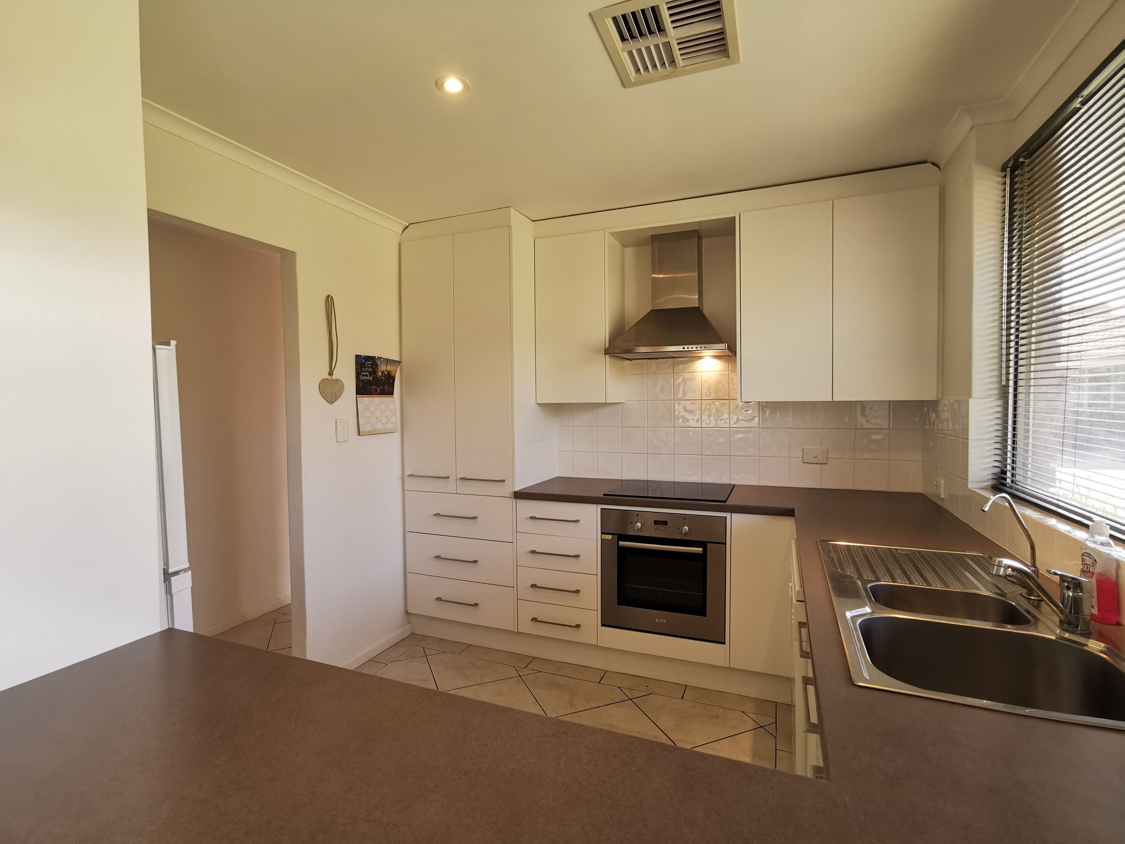 7 Cormorant Court, West Lakes SA 5021, West Lakes - Thumbnail 4