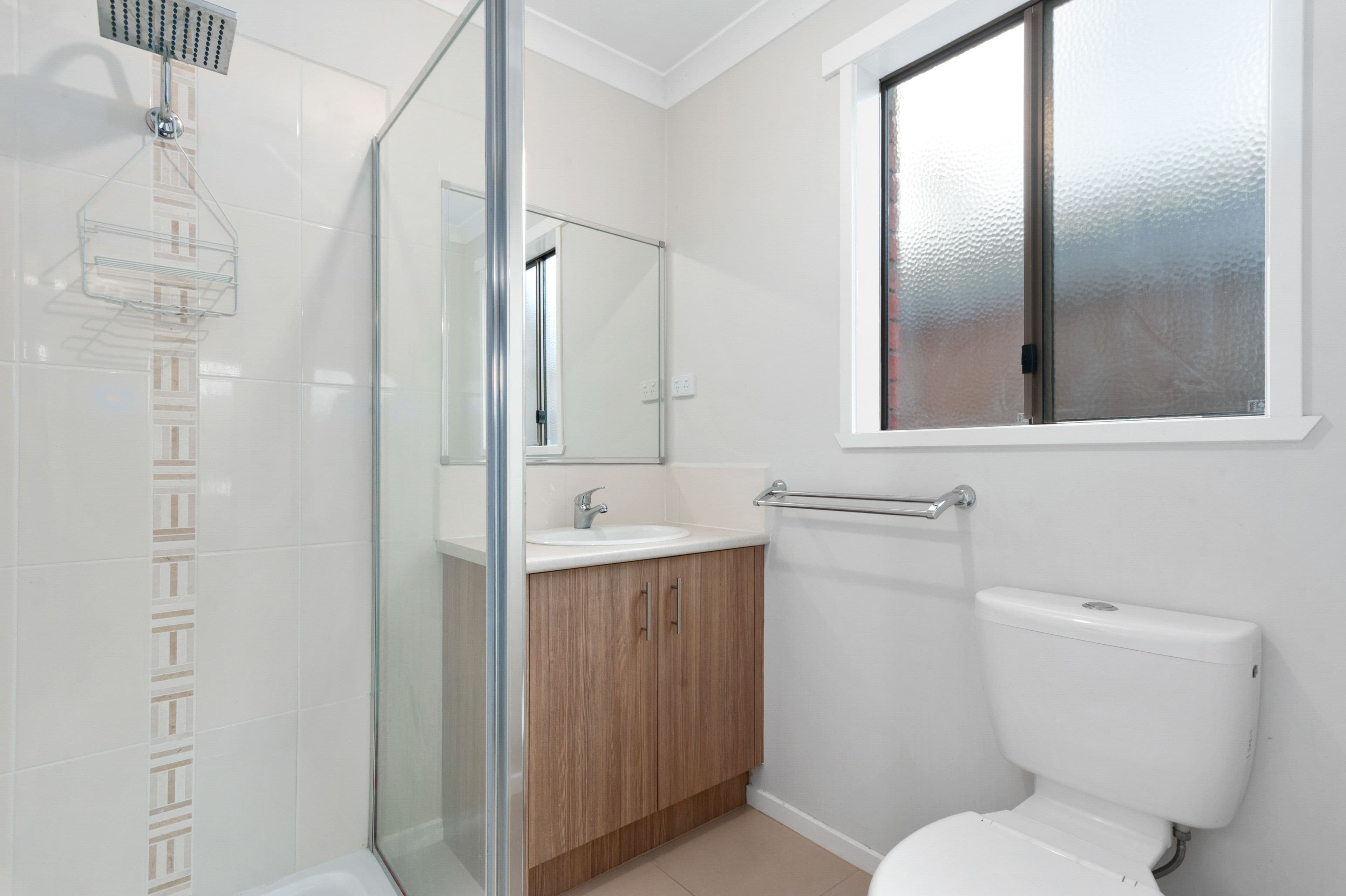 70 Greendale Boulevard, Pakenham VIC 3810, Pakenham - Thumbnail 7