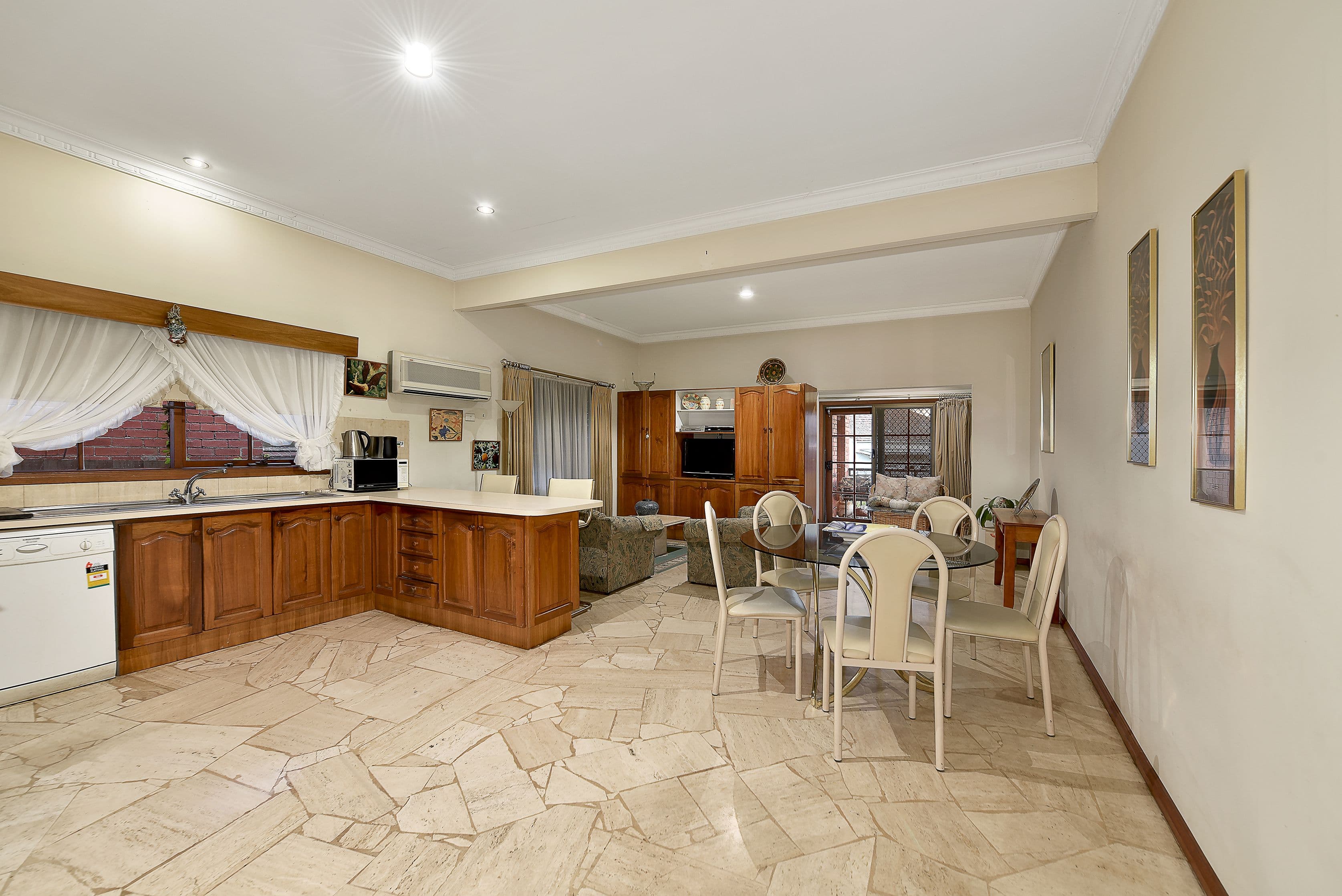 108 The Grove, Coburg VIC 3058, Coburg - Thumbnail 5