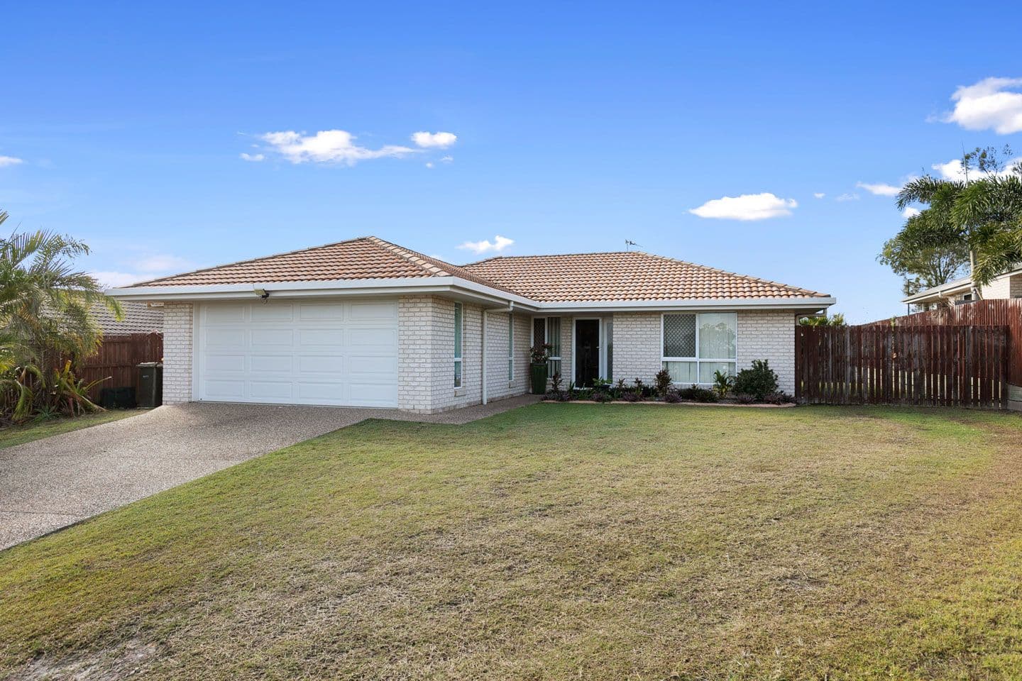 22 Picadilly Circuit, Urraween QLD 4655, Urraween - Image 1
