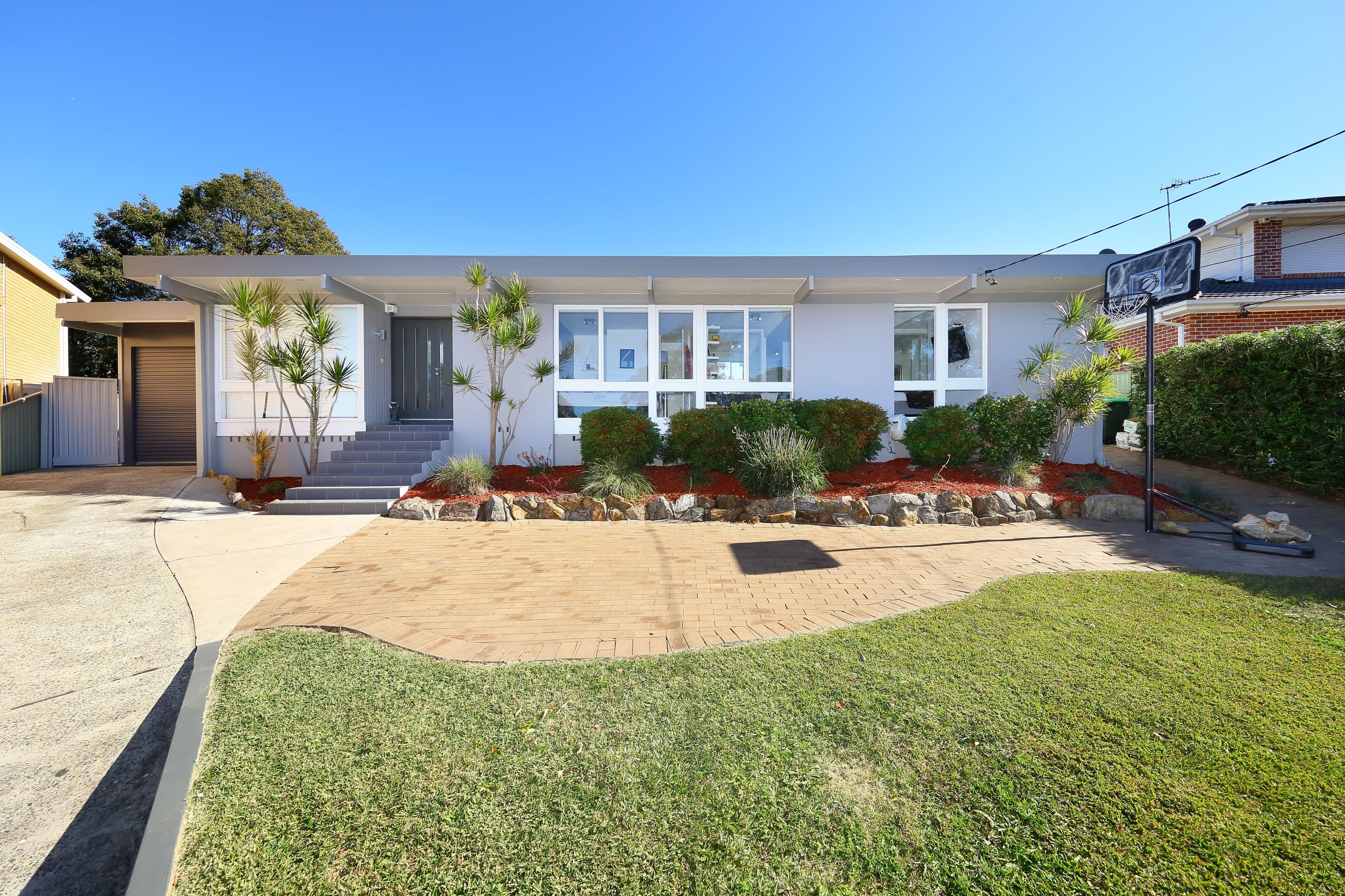 48 Rainbow Parade, Peakhurst Heights - Image 1