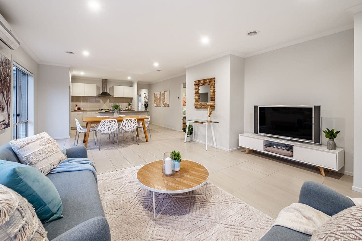 12 Fenway Boulevard, Clyde North VIC 3978, Clyde North - Thumbnail 6