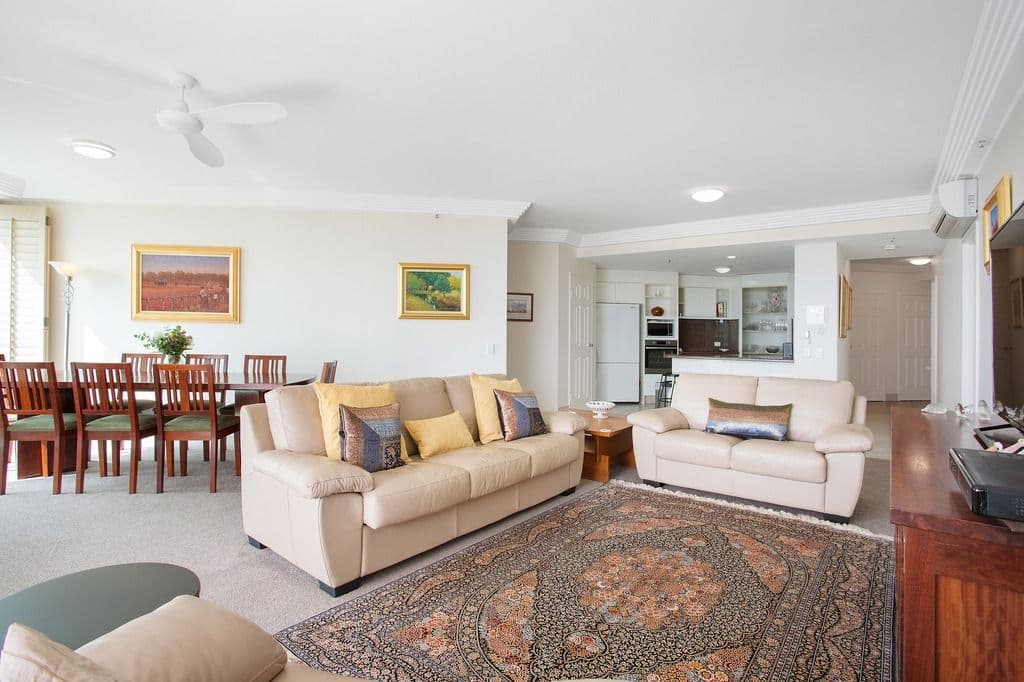 54 'Carmel By The Sea' 177 Old Burleigh Road, Broadbeach QLD 4218, Broadbeach - Thumbnail 3