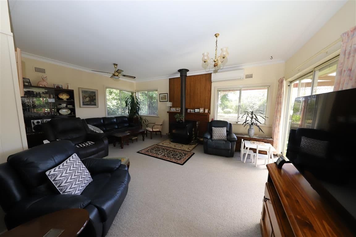 1 Banksia Avenue, Batlow NSW 2730, Batlow - Thumbnail 5