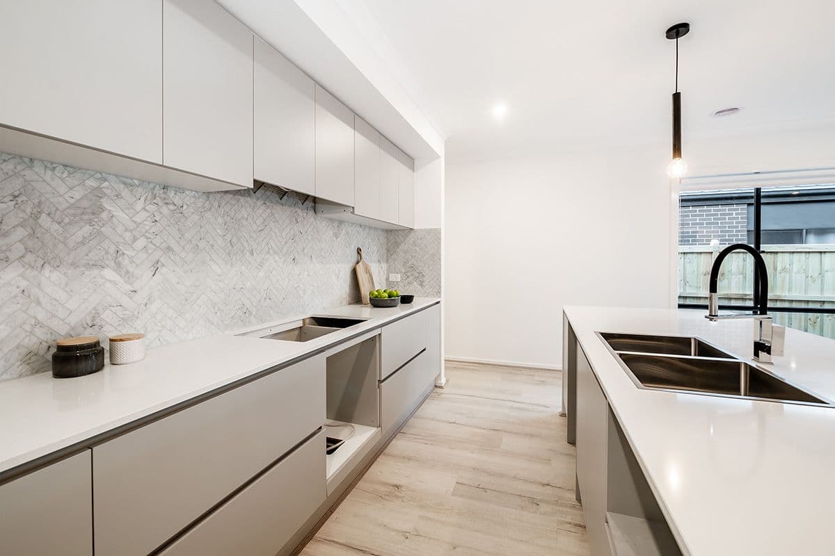 6 Cochin Drive, Clyde North VIC 3978, Clyde North - Thumbnail 5