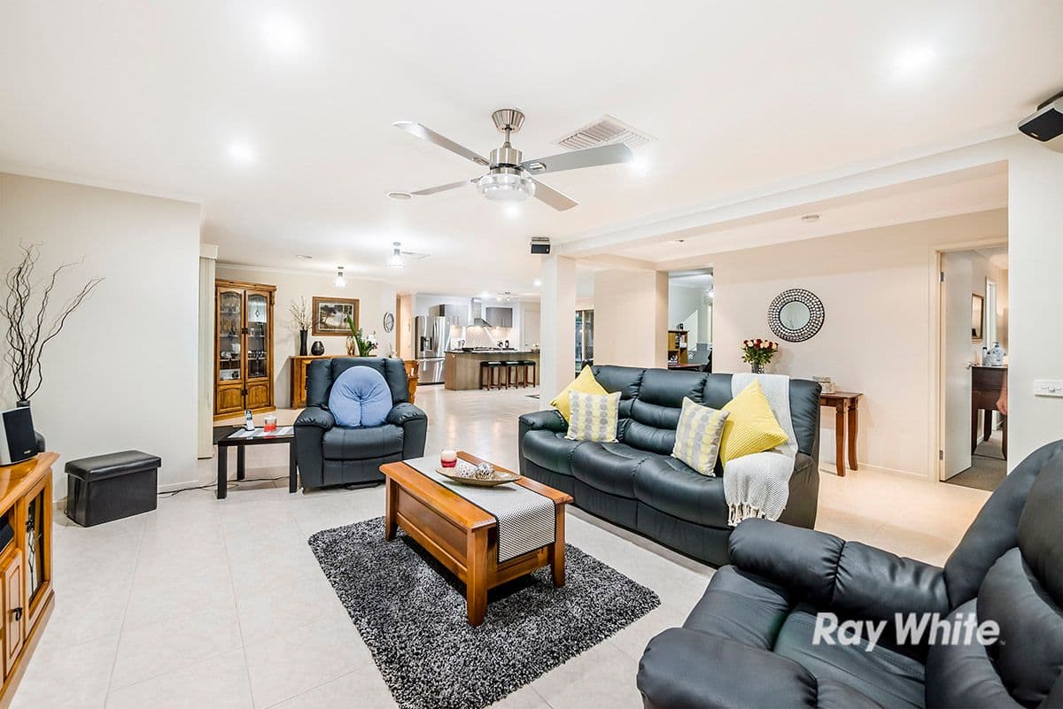 88 Pepperbush Circuit, Cranbourne VIC 3977, Cranbourne - Thumbnail 5
