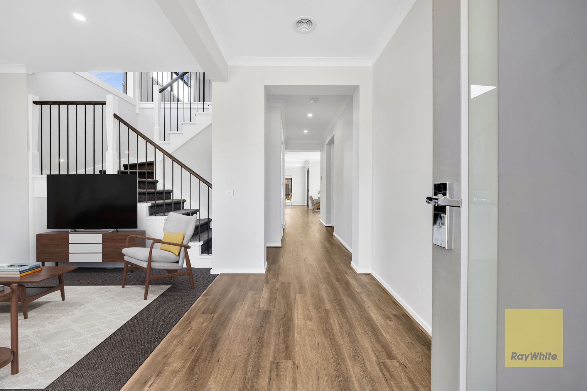 8 Terrigal Road, Truganina VIC 3029, Truganina - Thumbnail 2