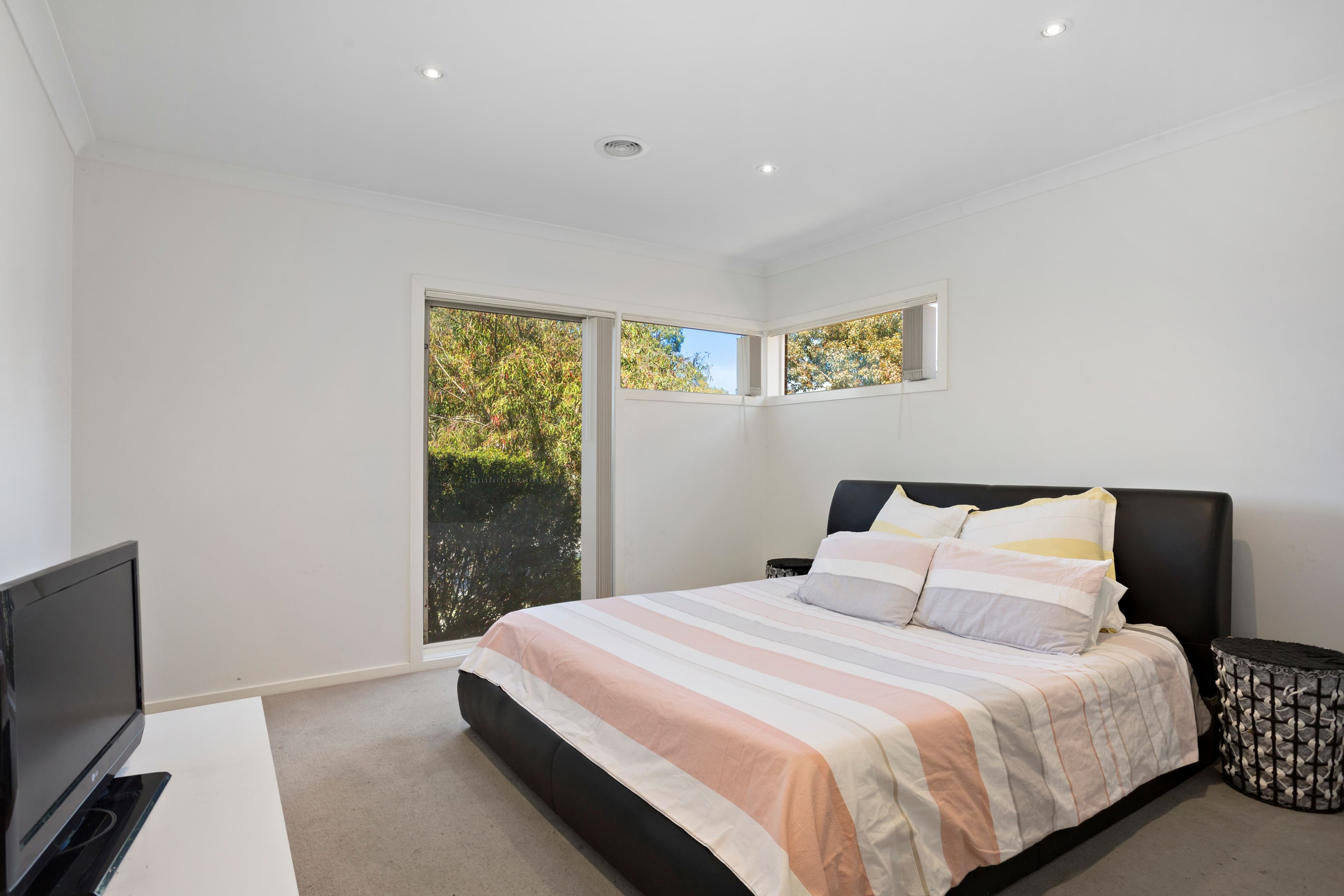 8 Haig Street, Mernda VIC 3754, Mernda - Thumbnail 5
