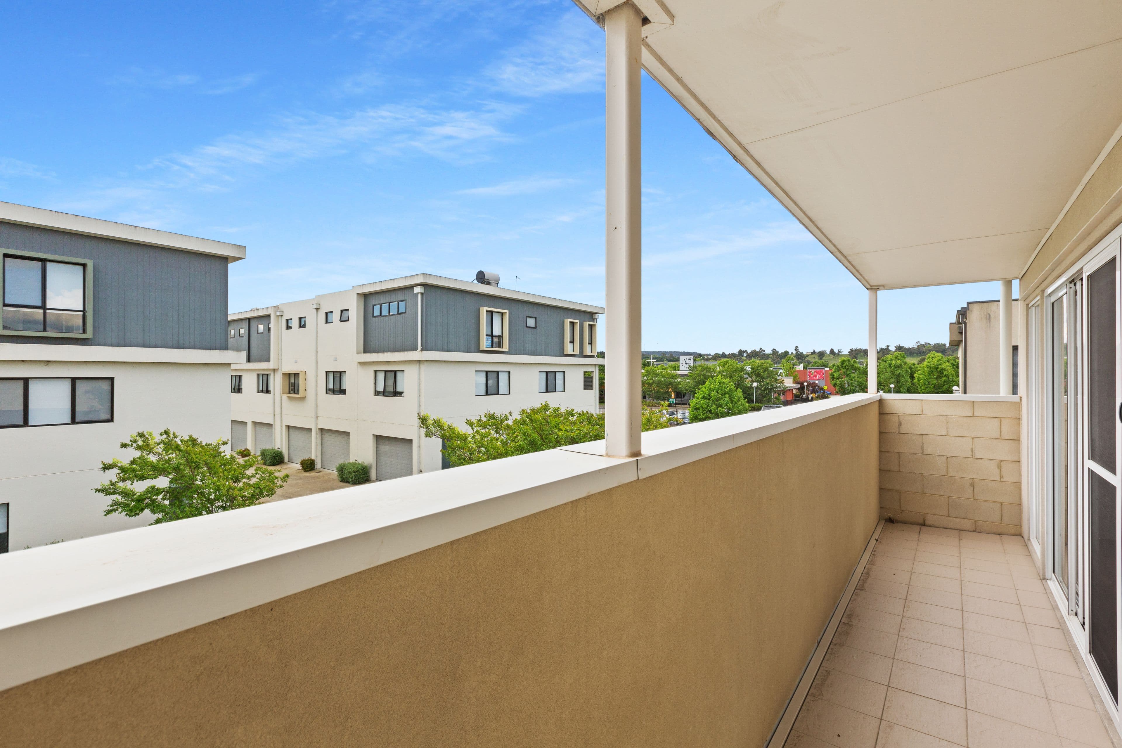 38 Edgeware Close, Pakenham VIC 3810, Pakenham - Thumbnail 4