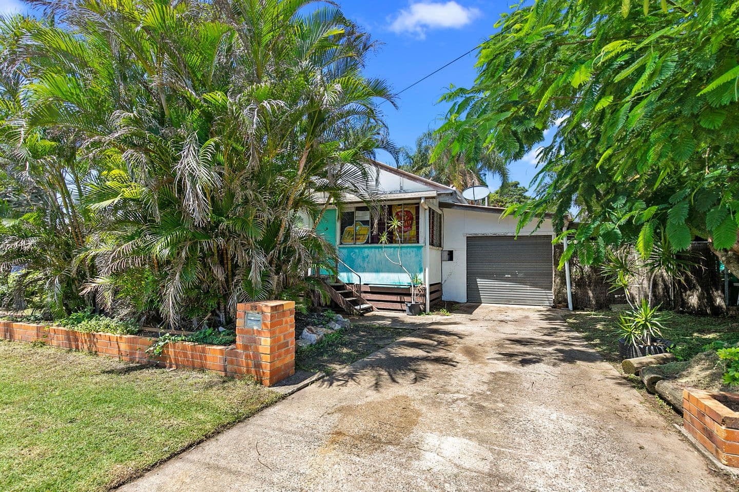 35 Shell Street, Urangan QLD 4655, Urangan - Thumbnail 2
