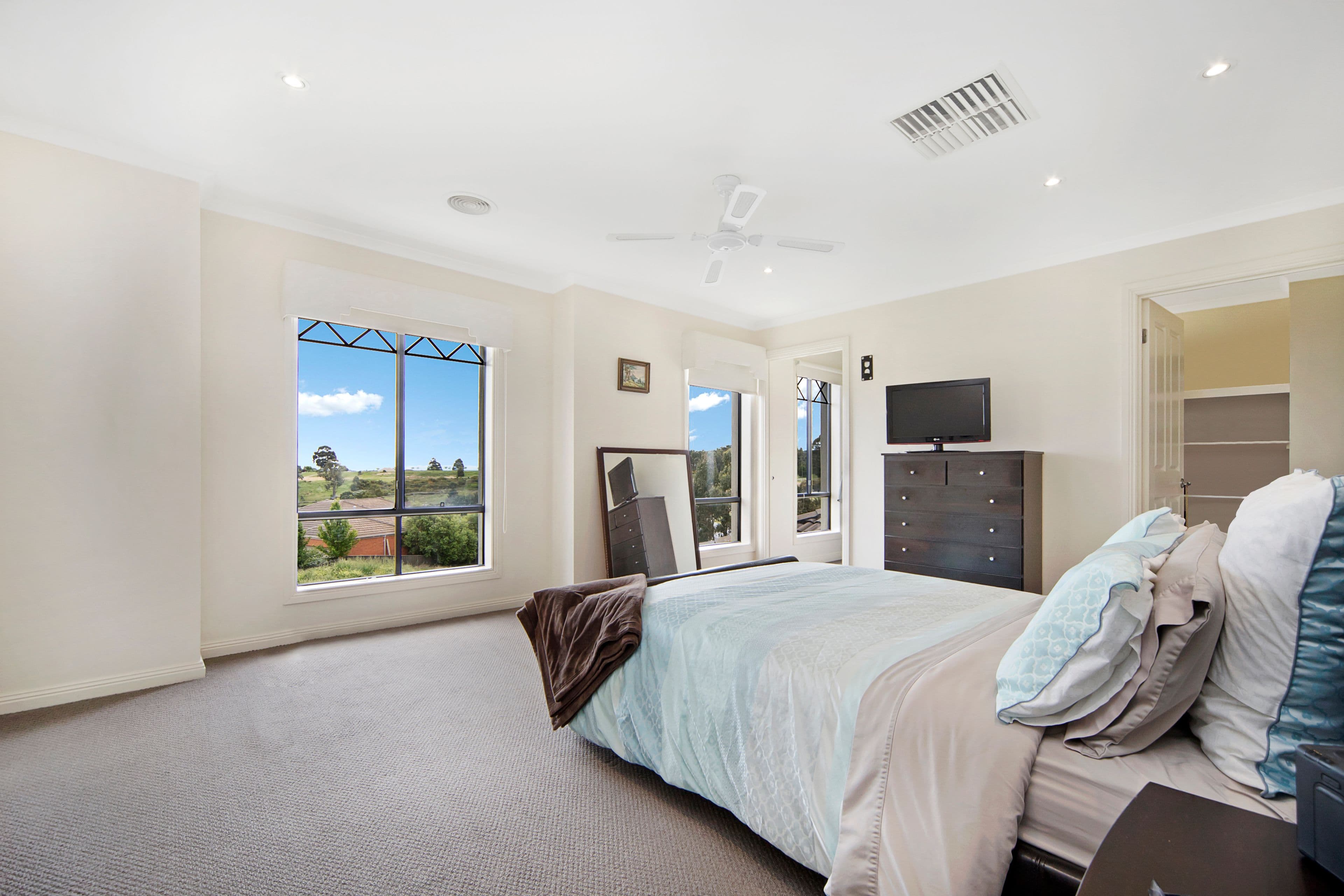 33 Heights Crescent, Ballarat North  Victoria  3350, Australia, Ballarat North - Thumbnail 7