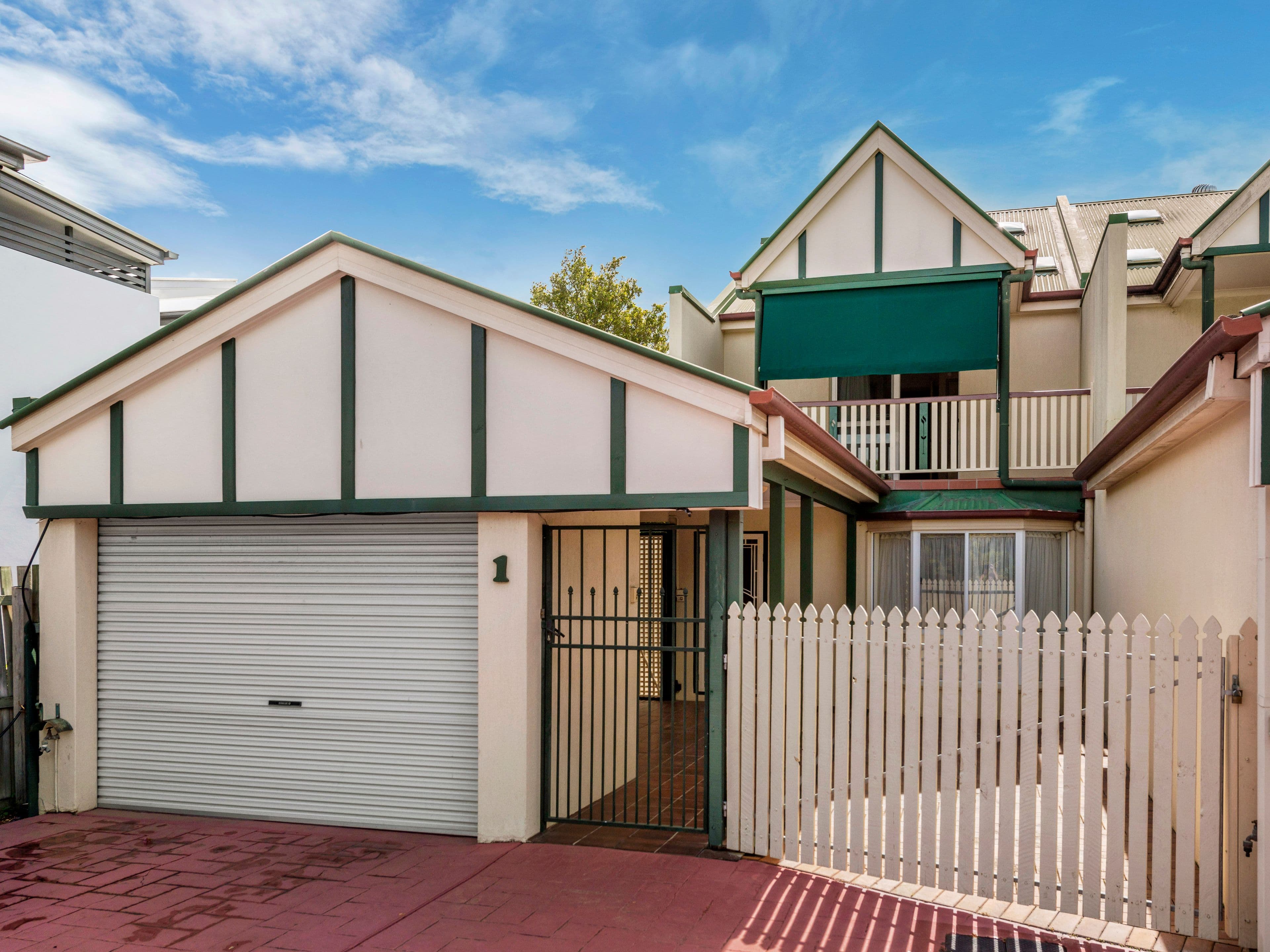55 Smallman Street, Bulimba QLD 4171, Bulimba - Image 1