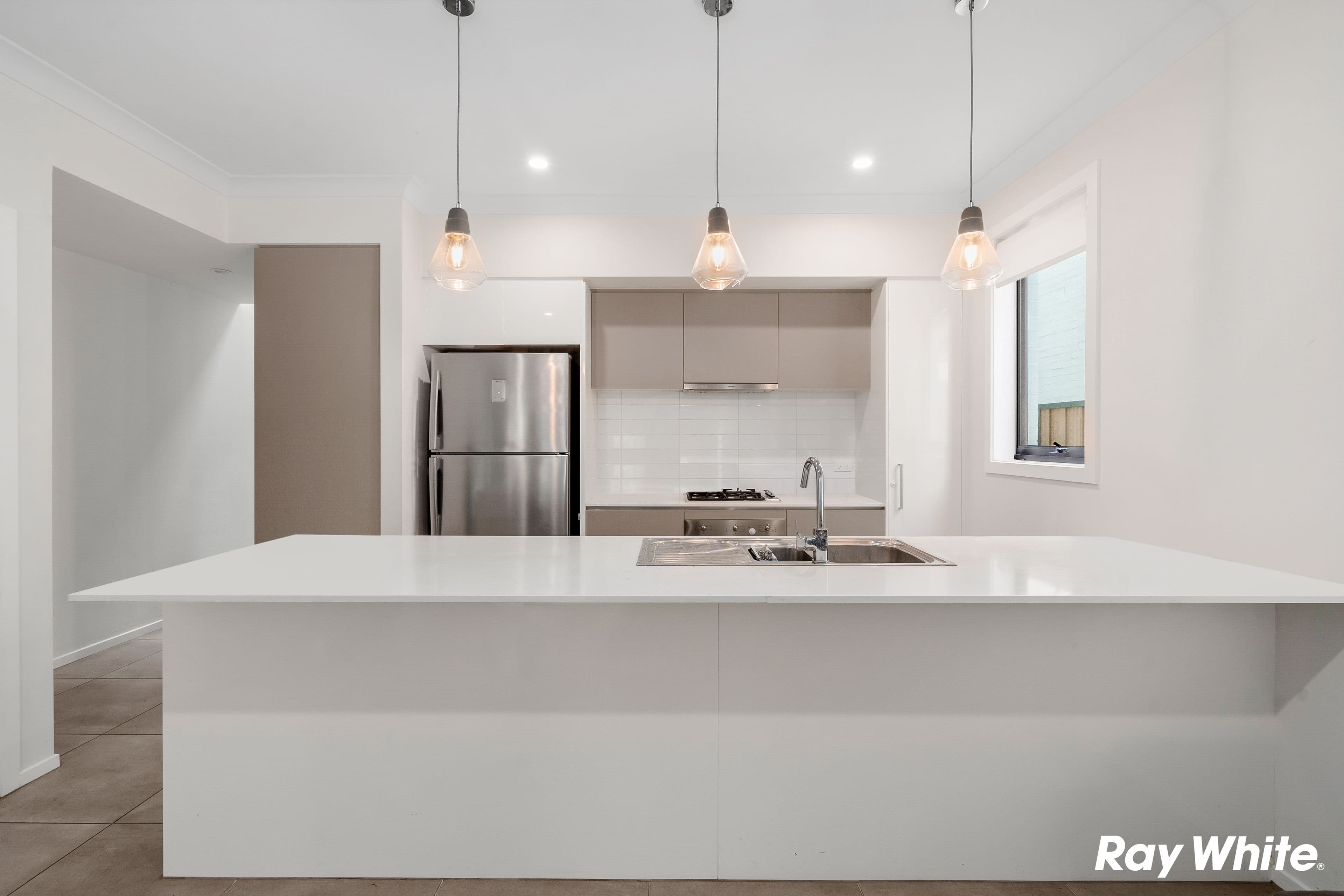 165 Fairwater Boulevard, Blacktown NSW 2148, Blacktown - Thumbnail 2