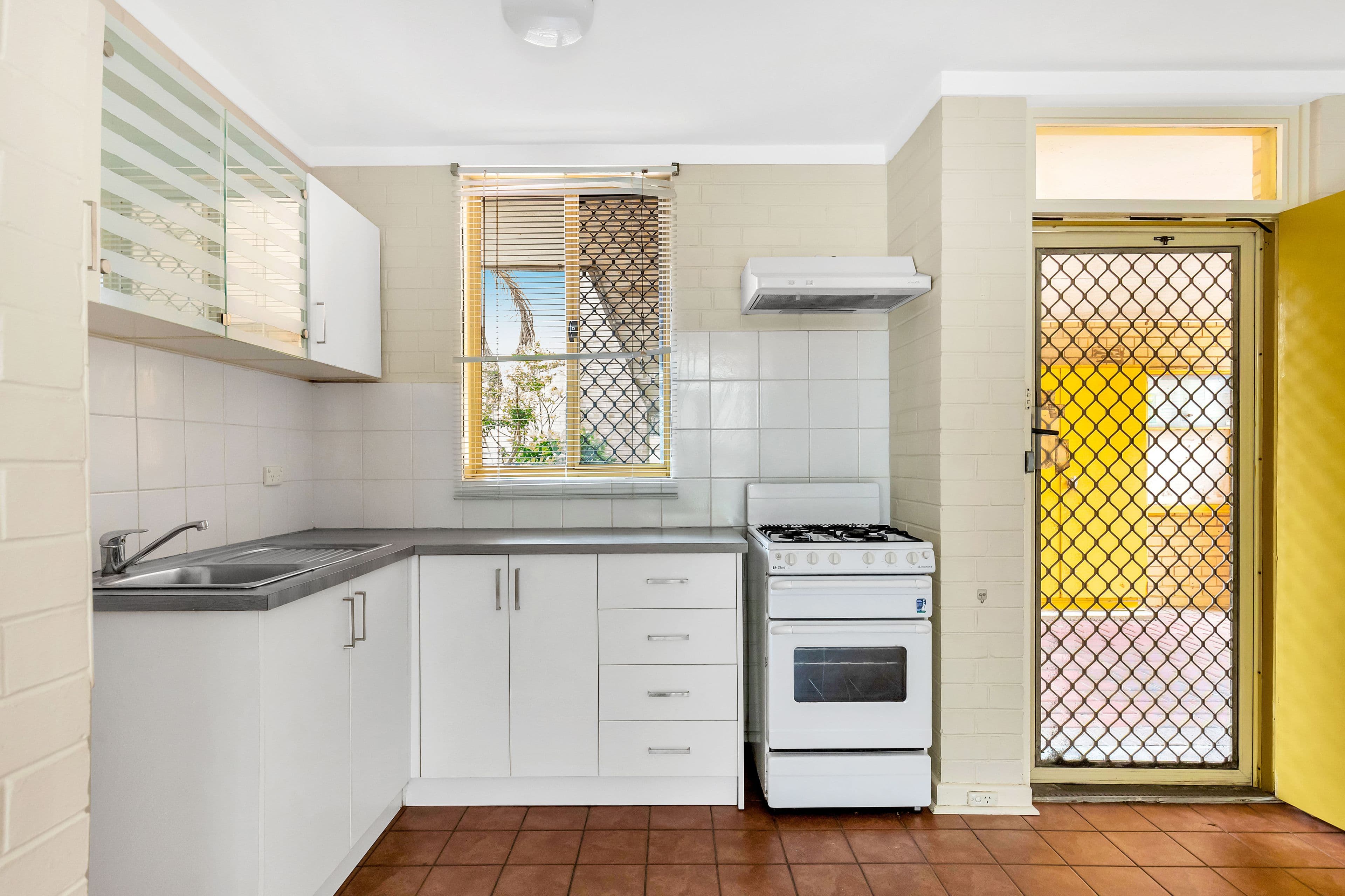 5/34 Arundel Street, Fremantle WA 6160, Fremantle - Thumbnail 3