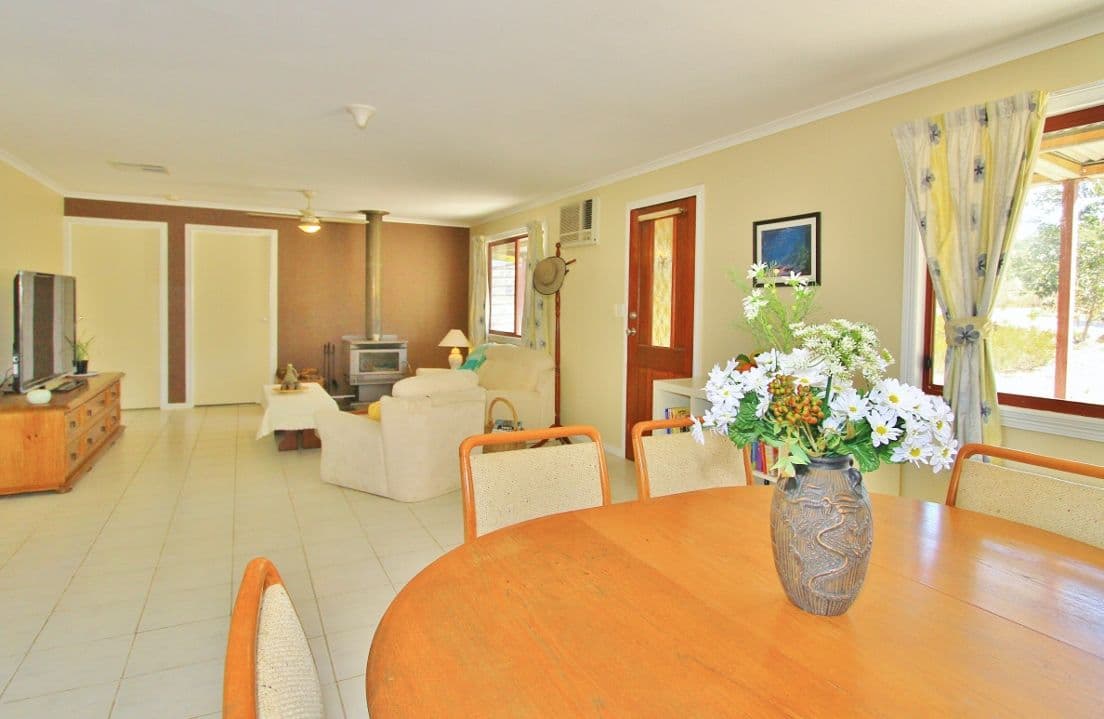 26 Hakea Court, Heathcote VIC 3523, Heathcote - Thumbnail 4