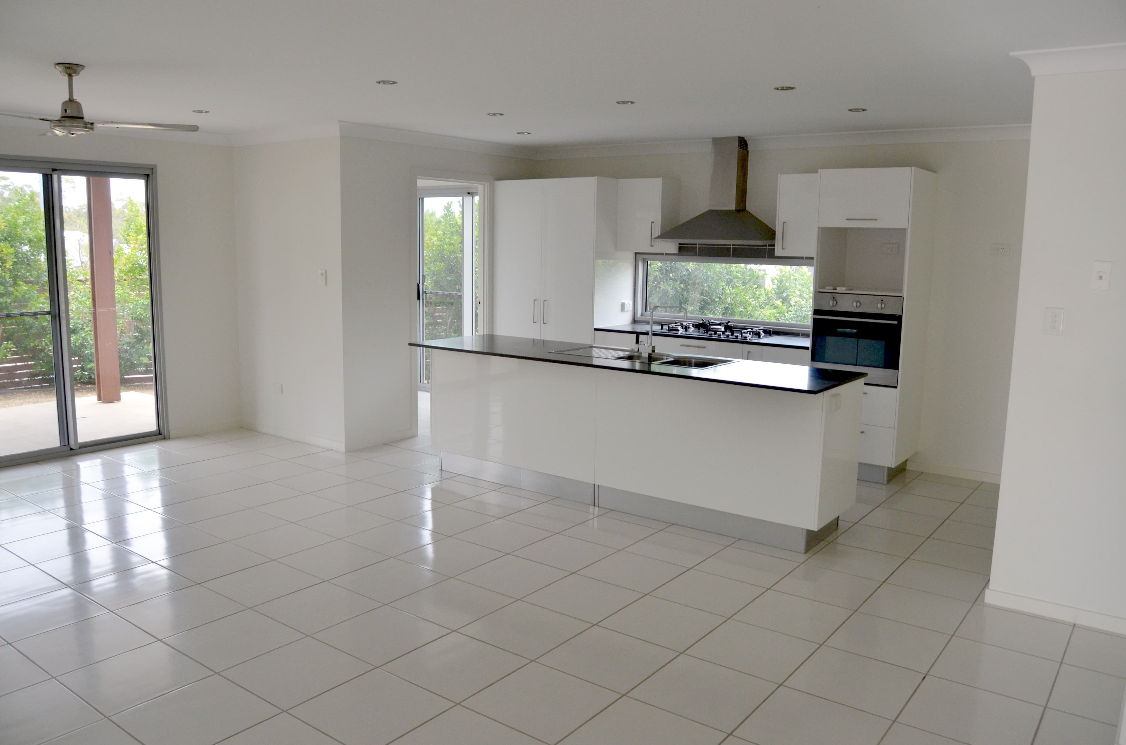 34 Valhalla Street, Clinton QLD 4680, Clinton - Thumbnail 3