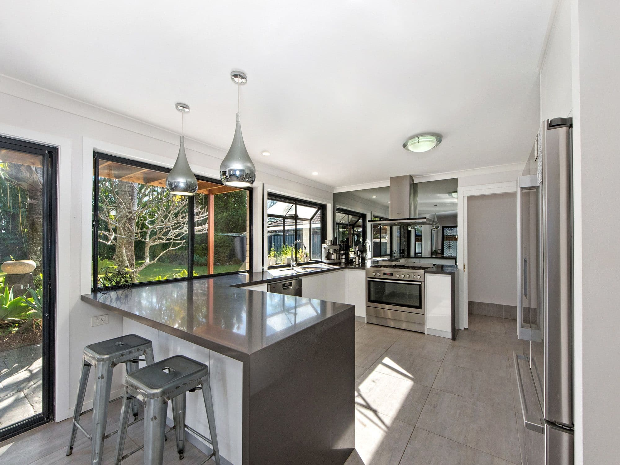 20 Arlene Park Terrace, Helensvale QLD 4212, Helensvale - Thumbnail 4