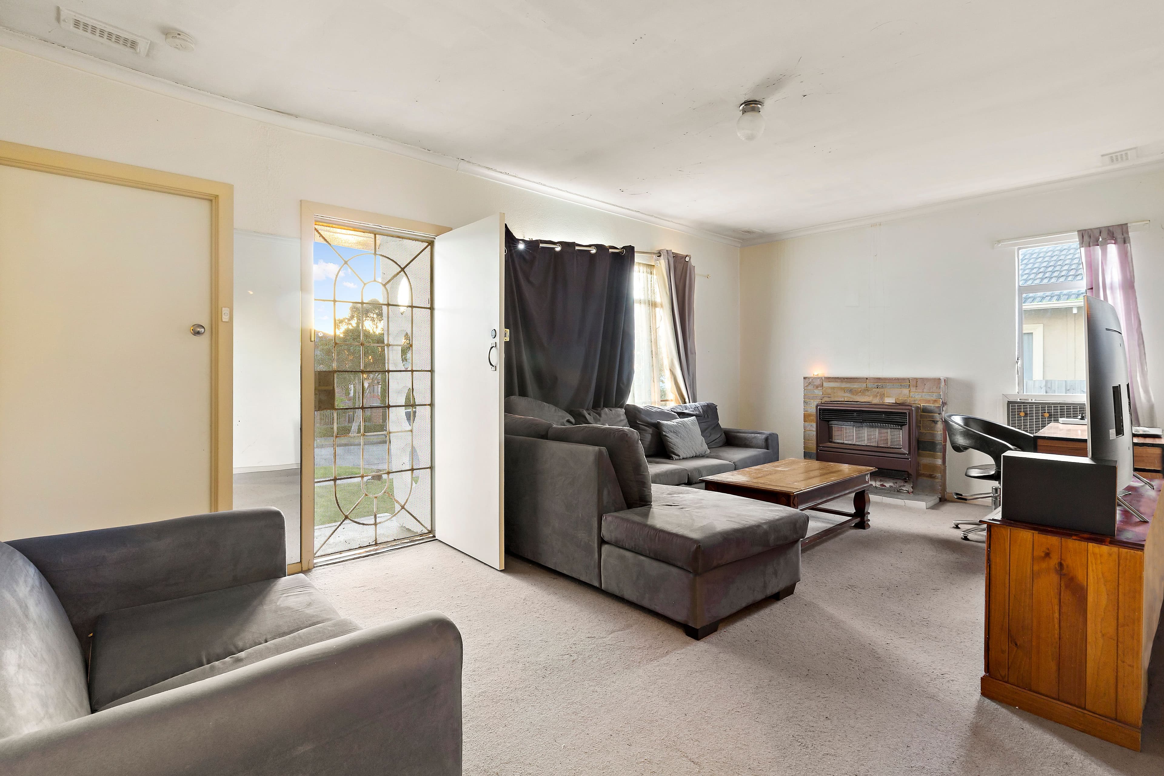 12 Attunga Street, Chadstone VIC 3148, Chadstone - Thumbnail 2