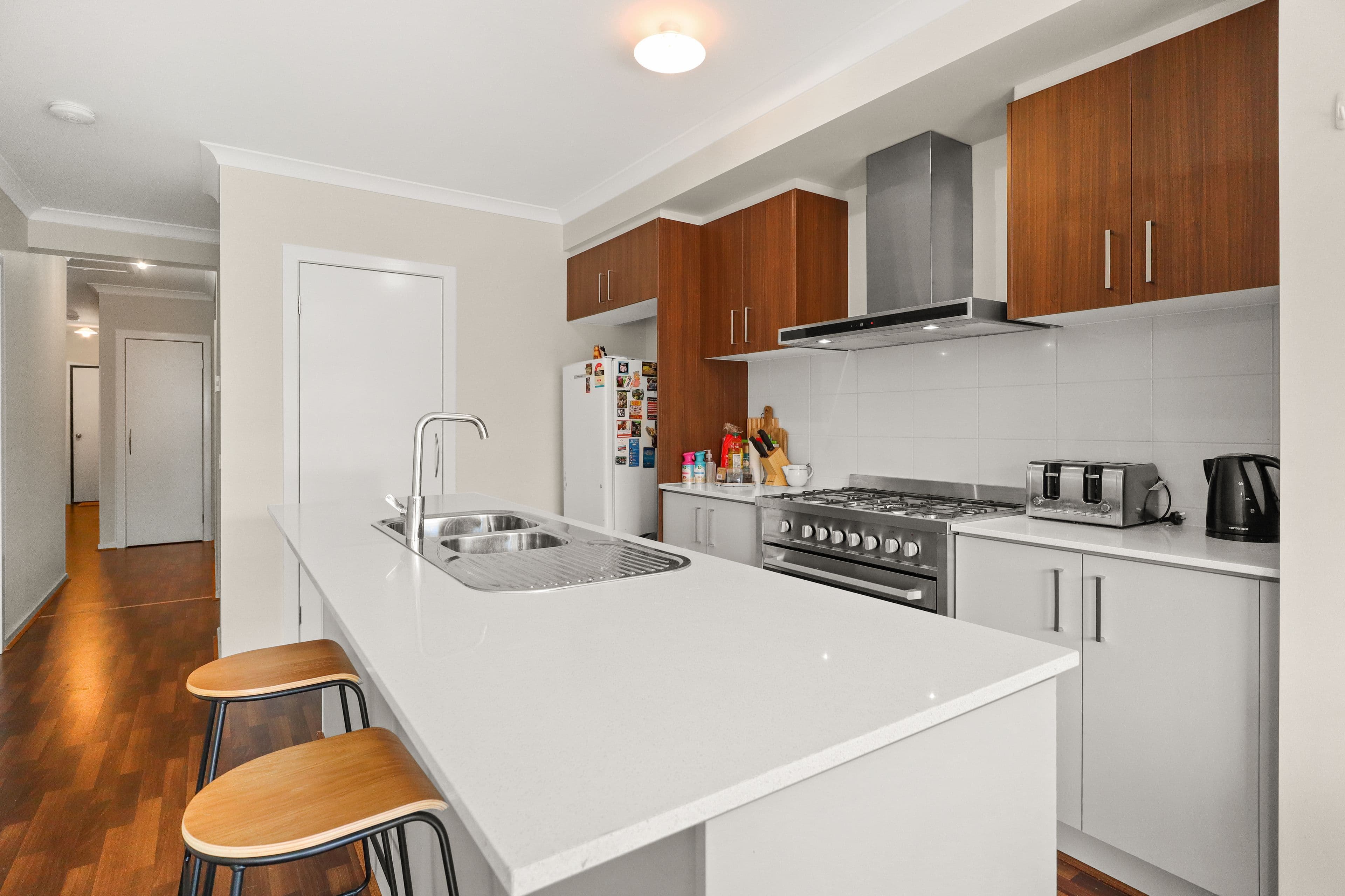 5 Newbury Street, Pakenham VIC 3810, Pakenham - Thumbnail 2