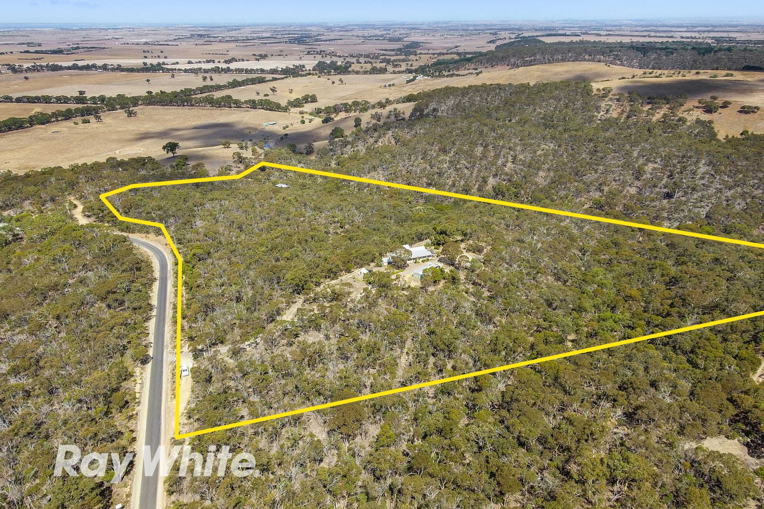 195 De Motts Road, ANAKIE VIC 3213, Anakie - Thumbnail 3