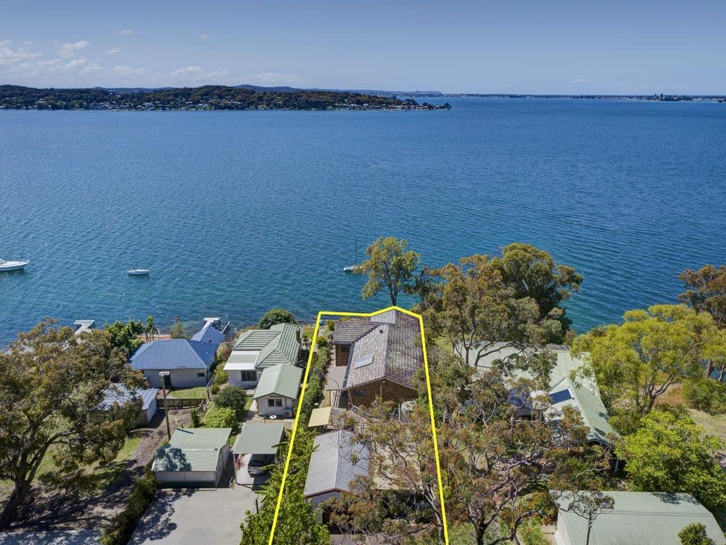 219 Fishing Point Road, Fishing Point NSW 2283, Fishing Point - Thumbnail 4
