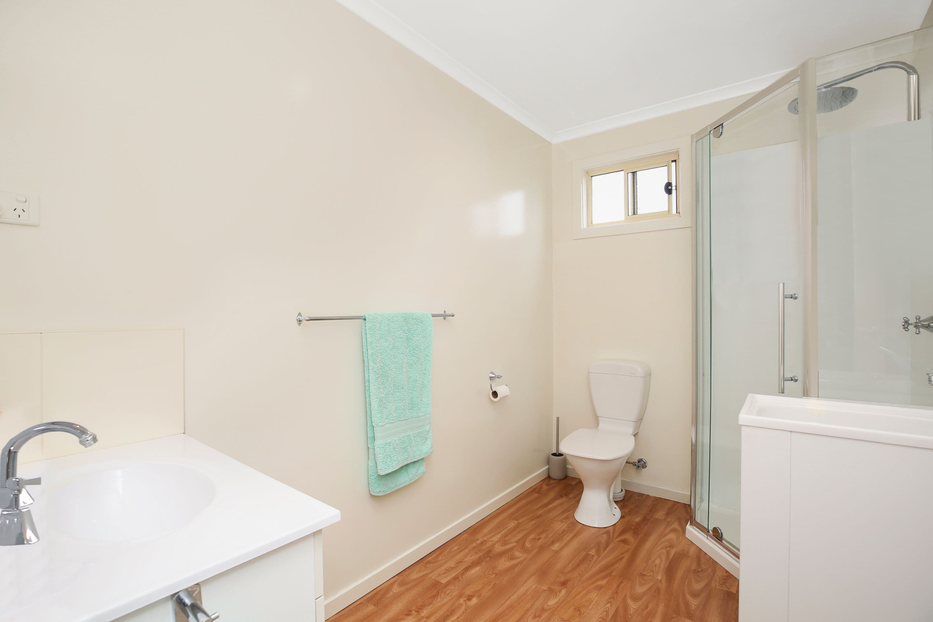 12 Adams Street, Cobden VIC 3266, Cobden - Thumbnail 7