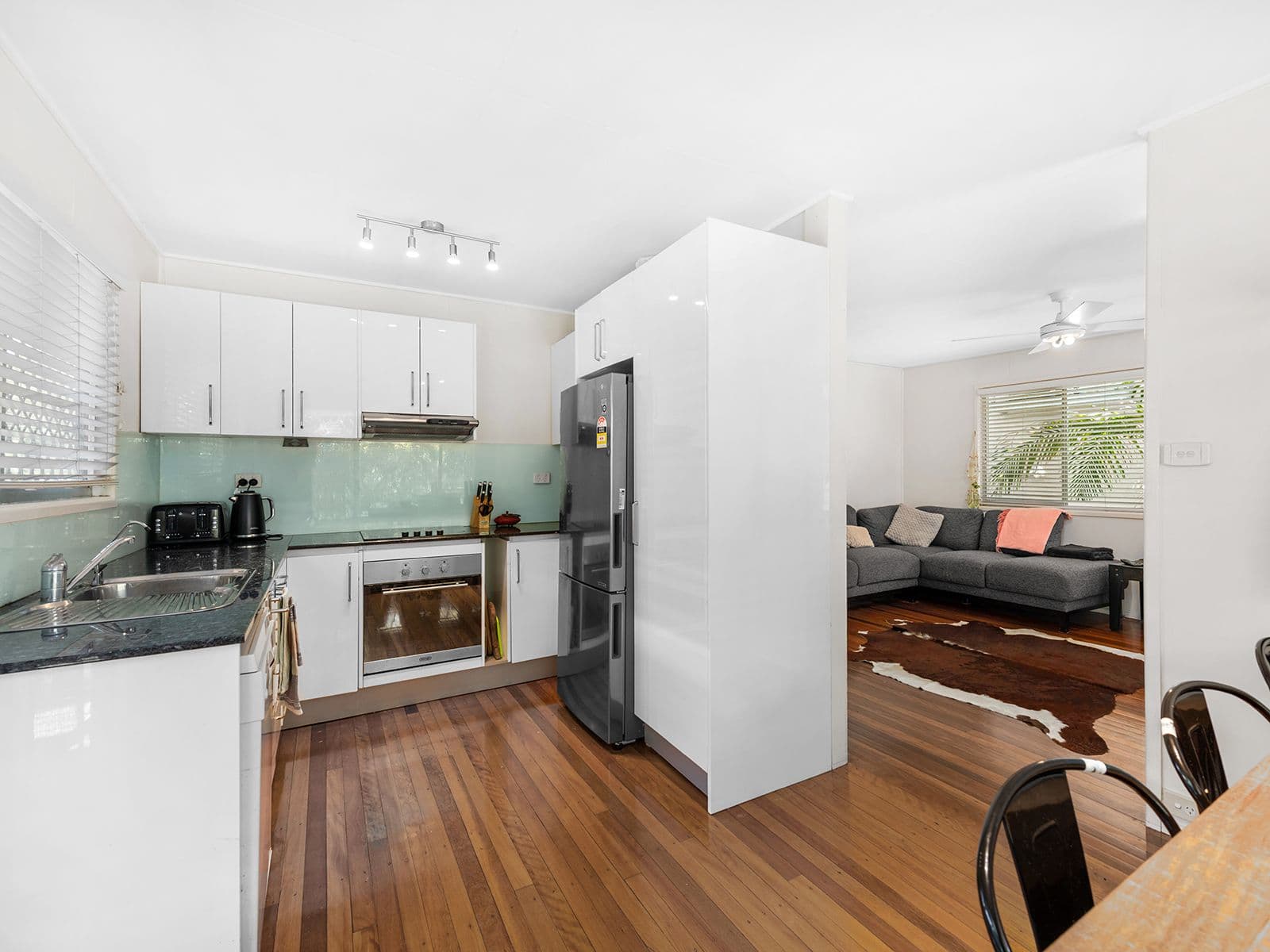 183 Graceville Avenue, Graceville QLD 4075, Graceville - Thumbnail 4