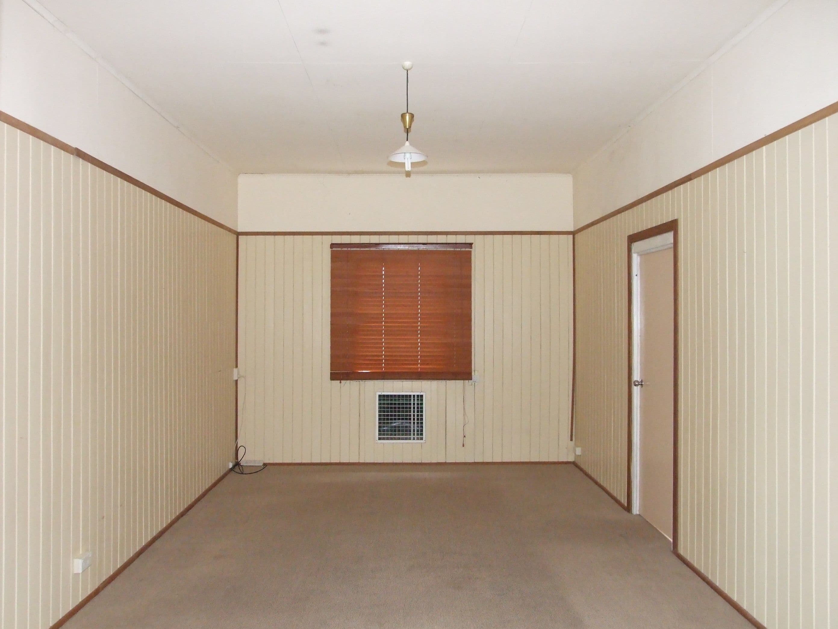 140 Cassowary Street, Longreach QLD 4730, Longreach - Thumbnail 3