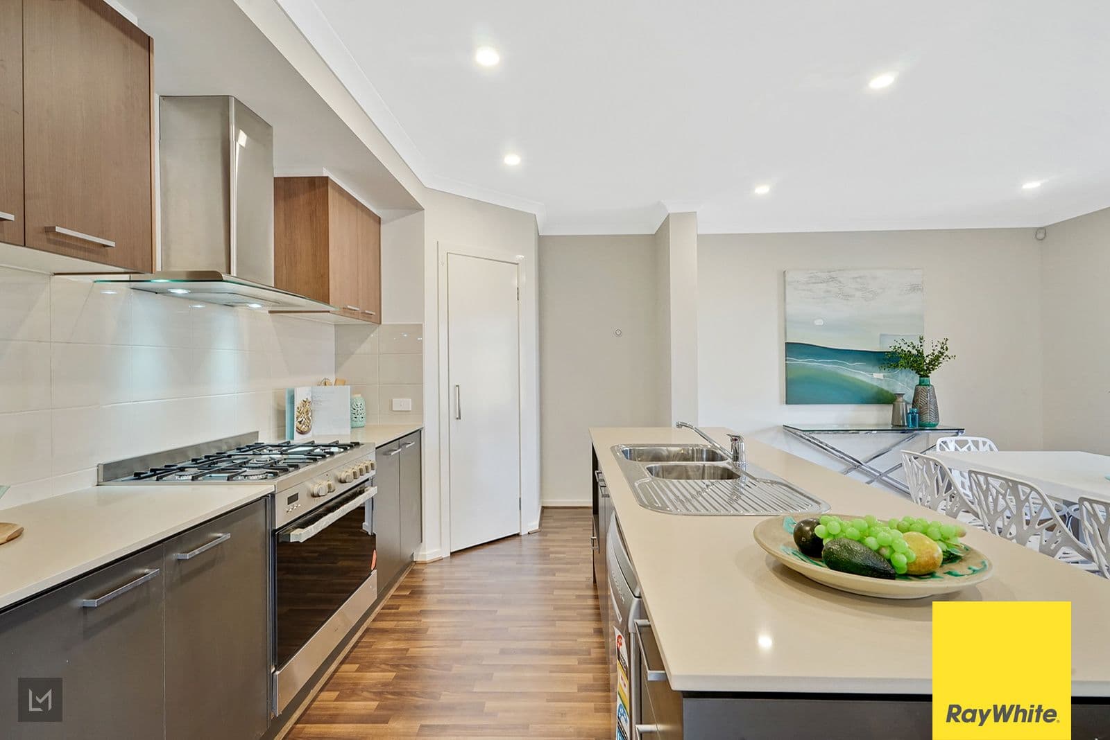 13 EDENDERRY Street, TRUGANINA VIC 3029, Truganina - Thumbnail 2