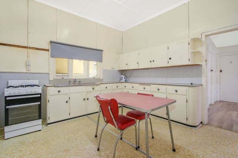 16 Queen Street, Walla Walla - Thumbnail 3