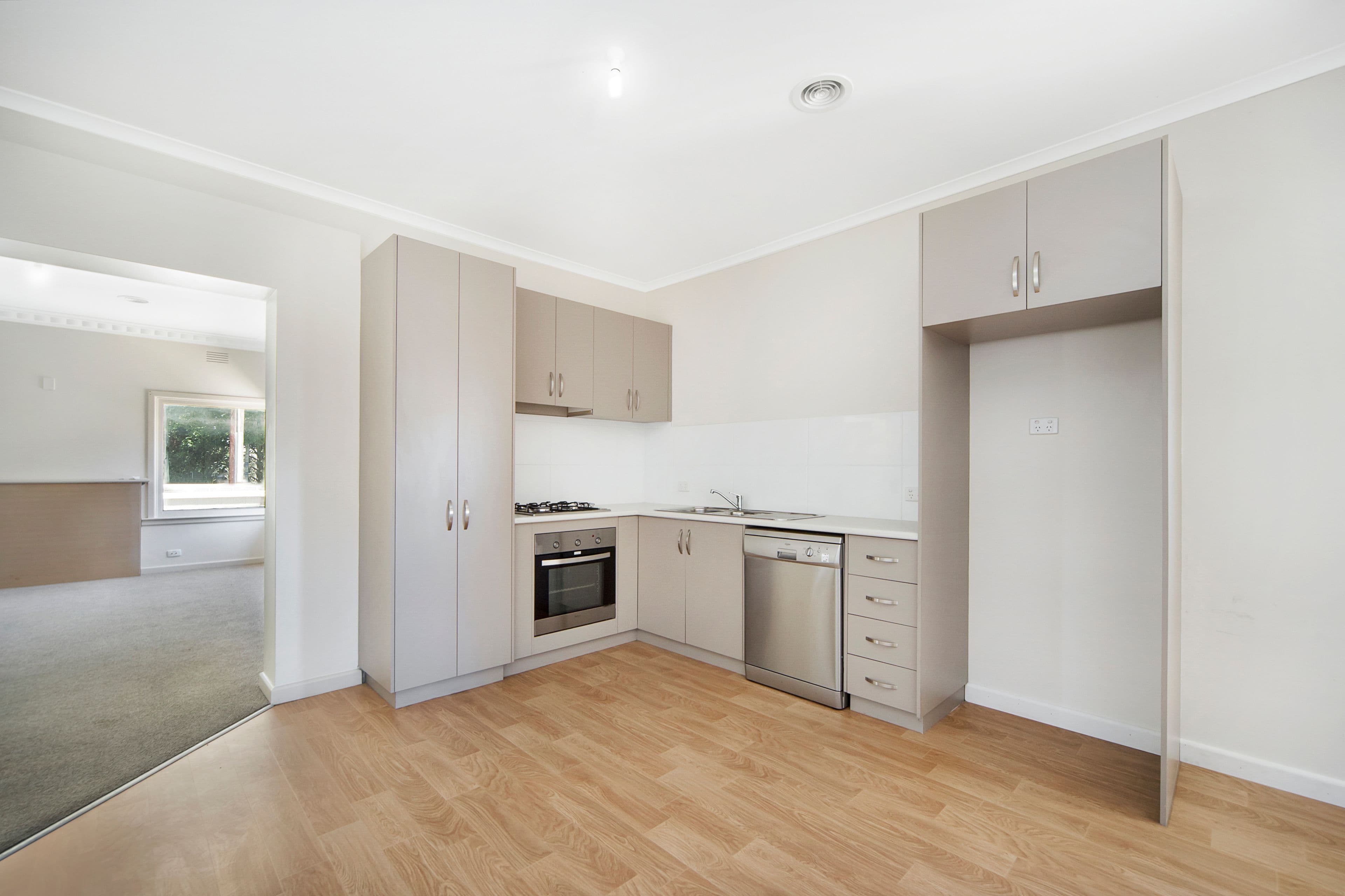 903 Skipton Street, Redan VIC 3350, Redan - Thumbnail 2