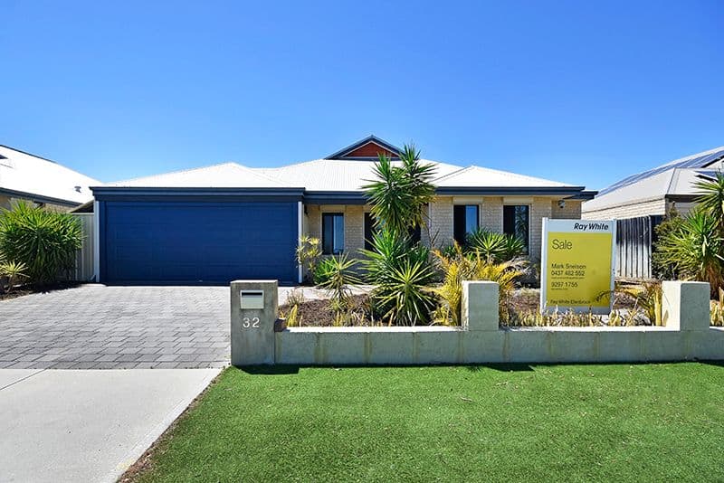 32 Coniston Drive, Ellenbrook WA 6069, Ellenbrook - Thumbnail 2