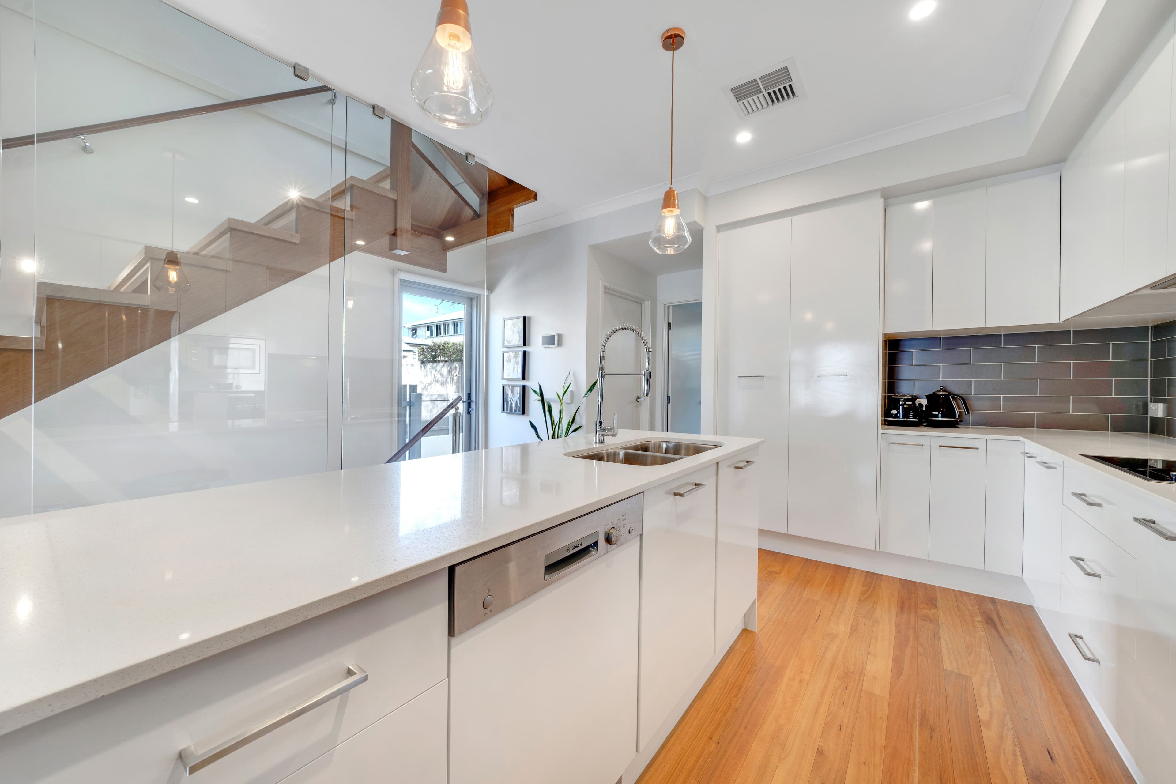 44 Clara Street, Annerley QLD 4103, Annerley - Thumbnail 3