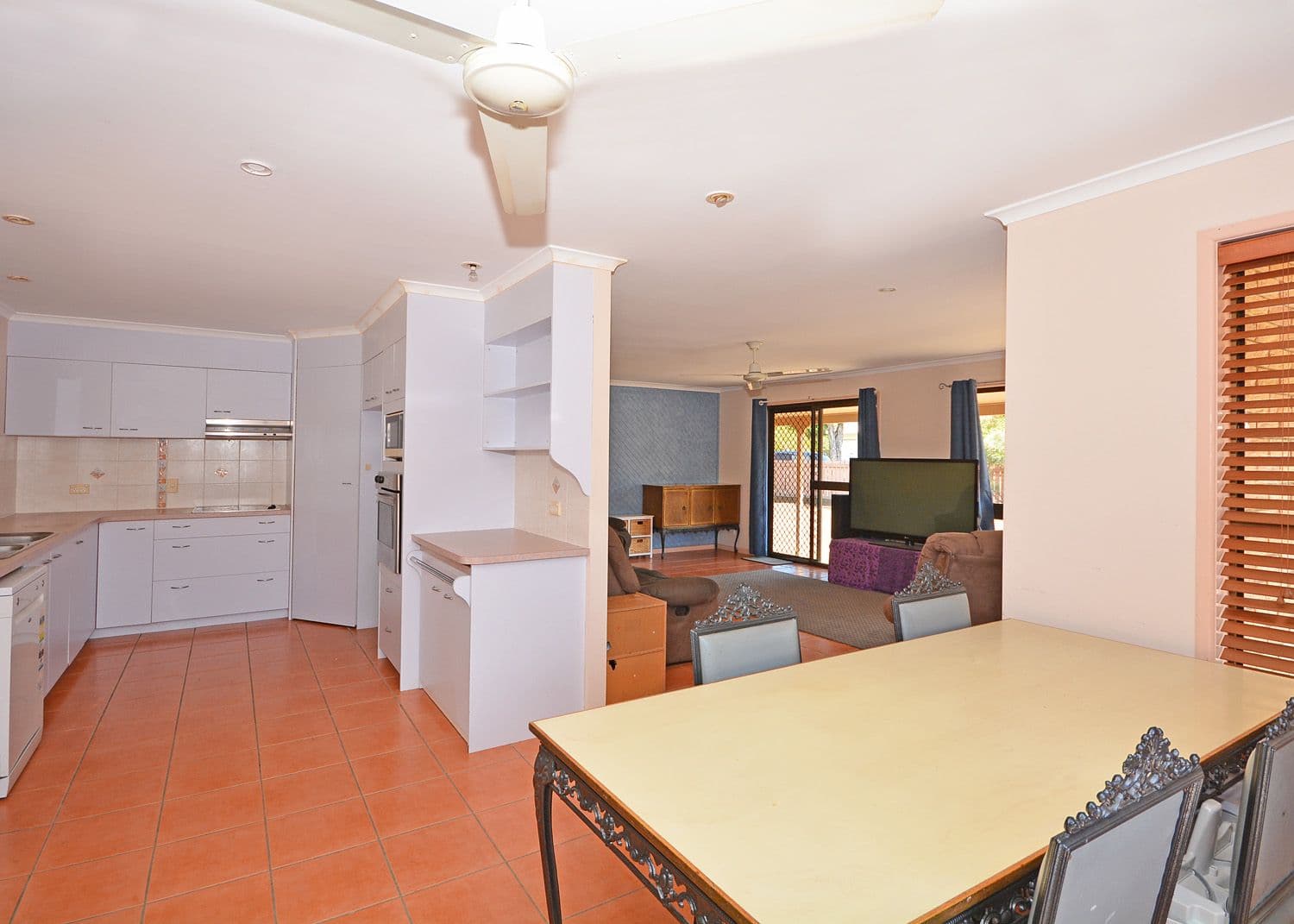 14 Maryanne Court, Point Vernon QLD 4655, Point Vernon - Thumbnail 7