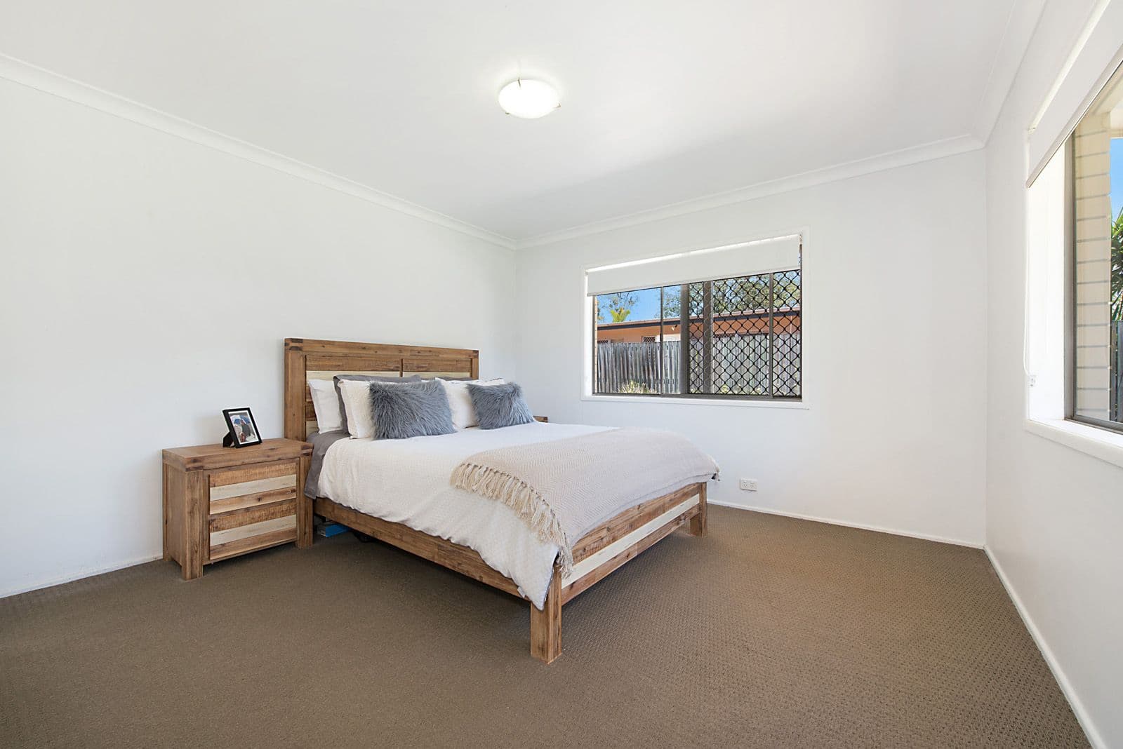 52 Dobell Street, Indooroopilly QLD 4068, Indooroopilly - Thumbnail 7