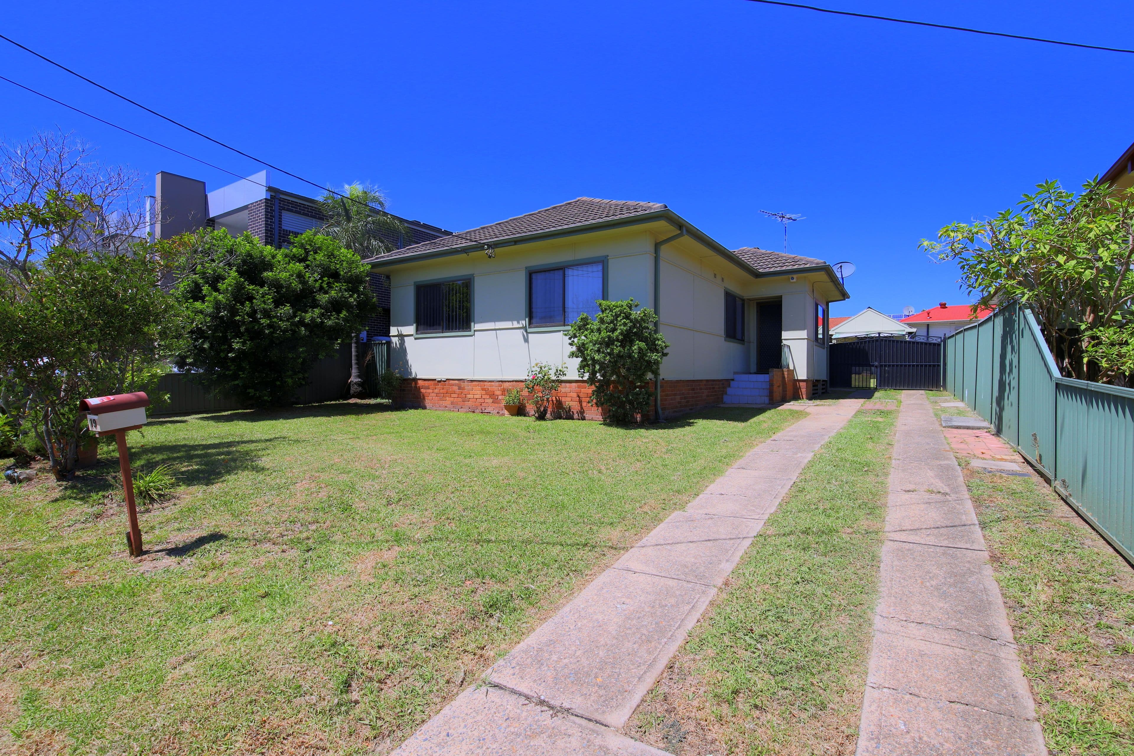 19 Buist Street, Bass Hill - Image 1