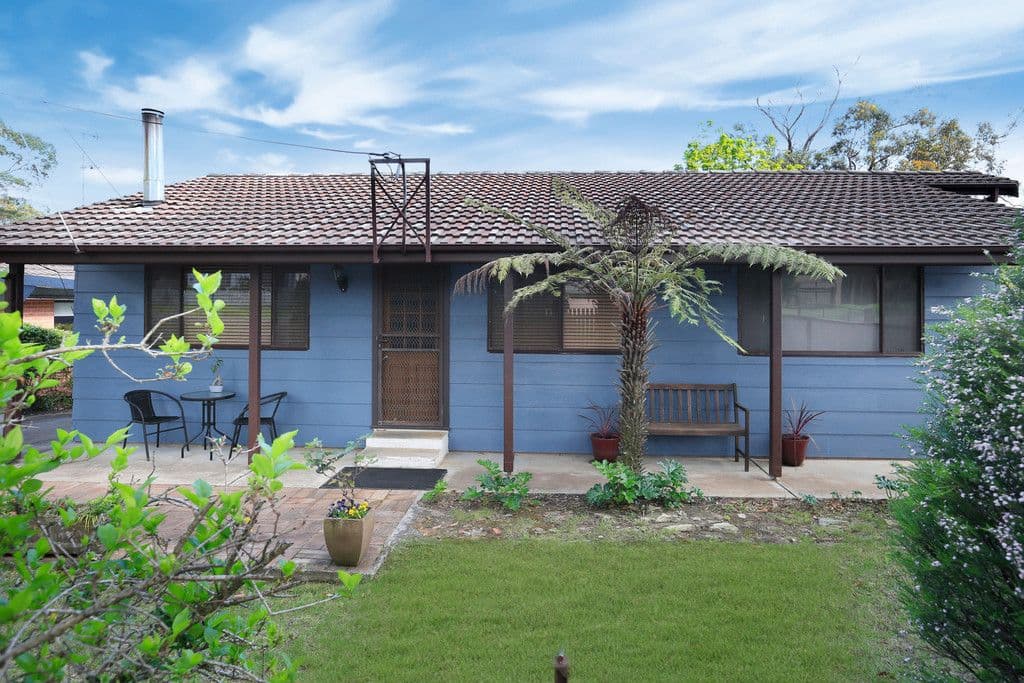 22 Boronia Avenue, Hill Top - Image 1