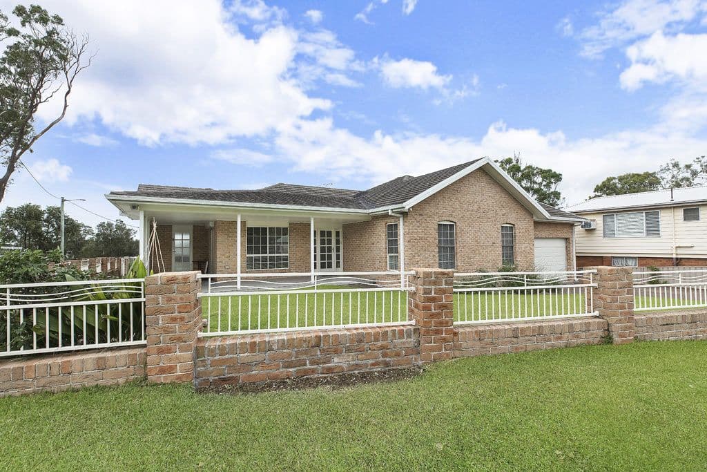 2 Edward Street, Fennell Bay NSW 2283, Fennell Bay - Thumbnail 2