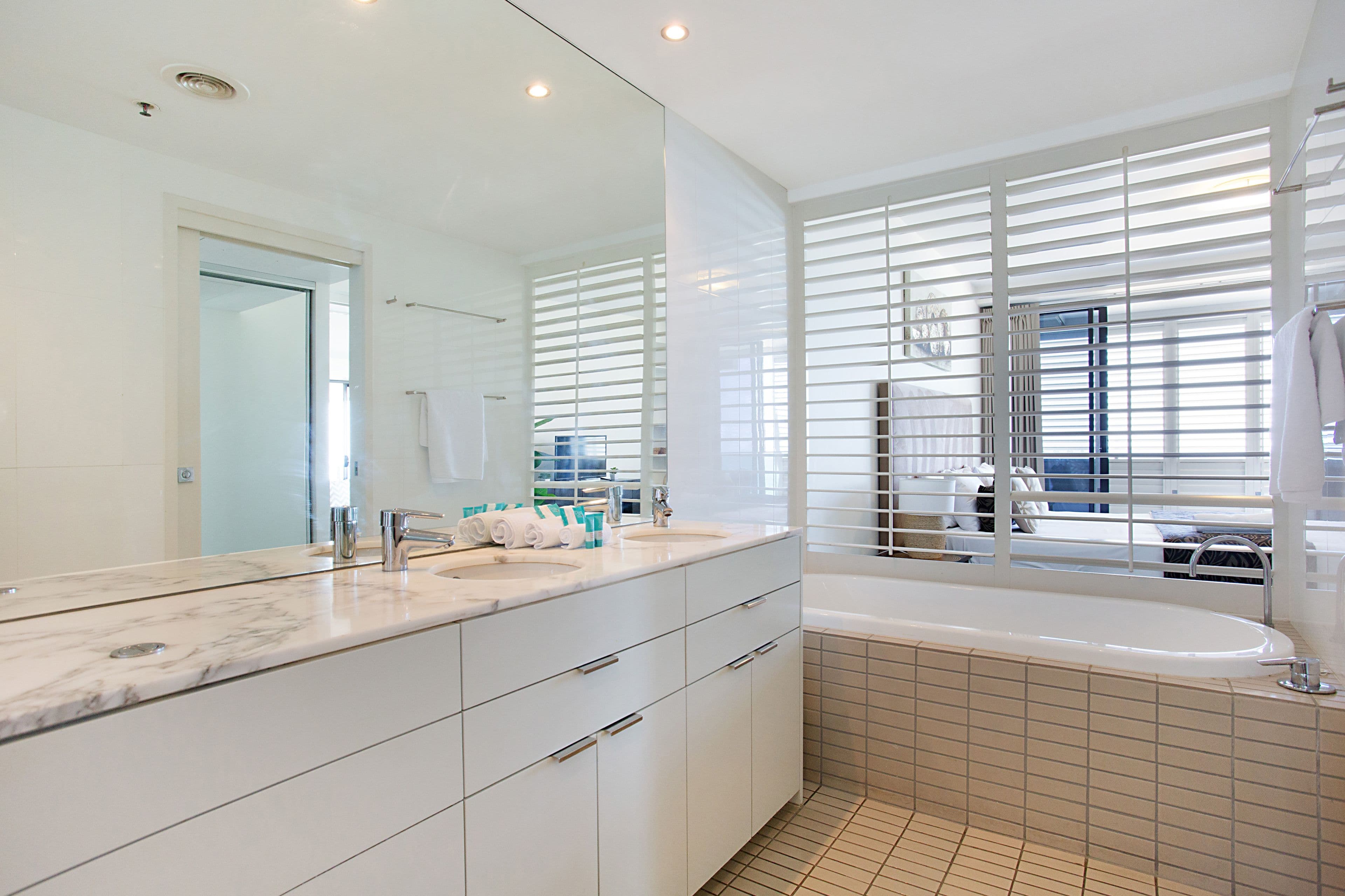 2502 'Ultra' 14 George Avenue, BROADBEACH QLD 4218, Broadbeach - Thumbnail 7