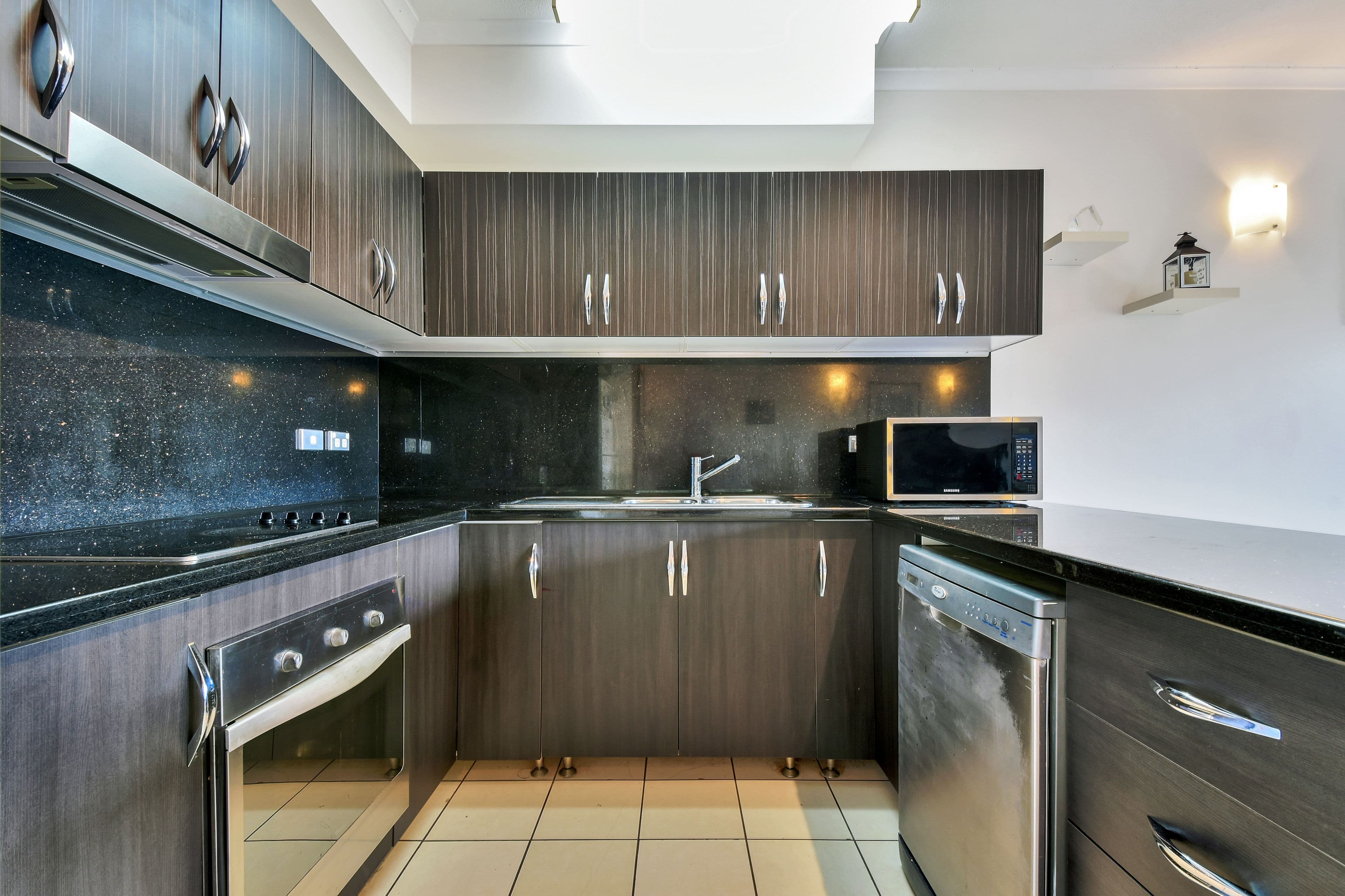 2/29 Sunset Drive, Coconut Grove NT 0810, Coconut Grove - Image 1