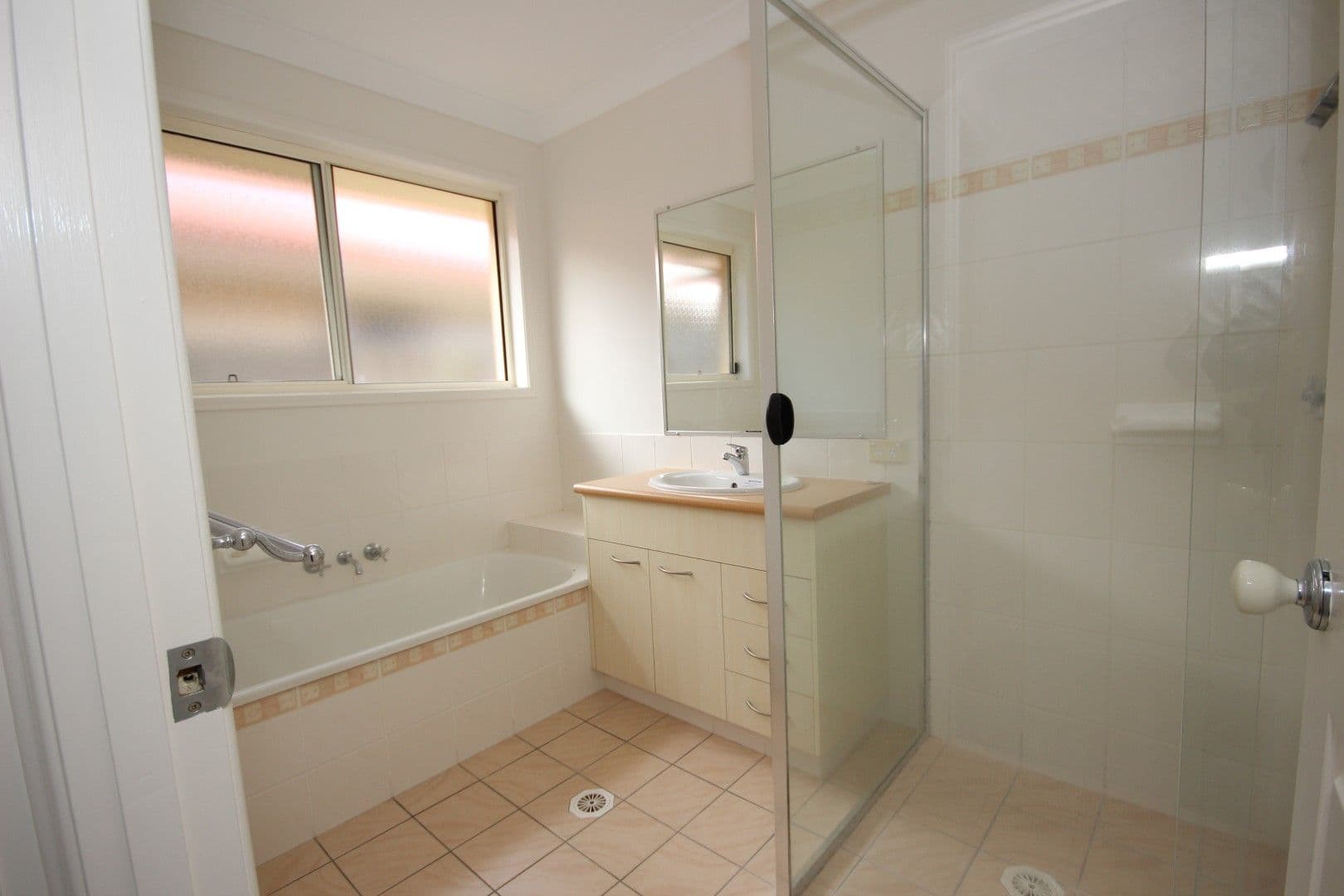 2/13-15 Kingston Drive, Banora Point NSW 2486, Banora Point - Thumbnail 7
