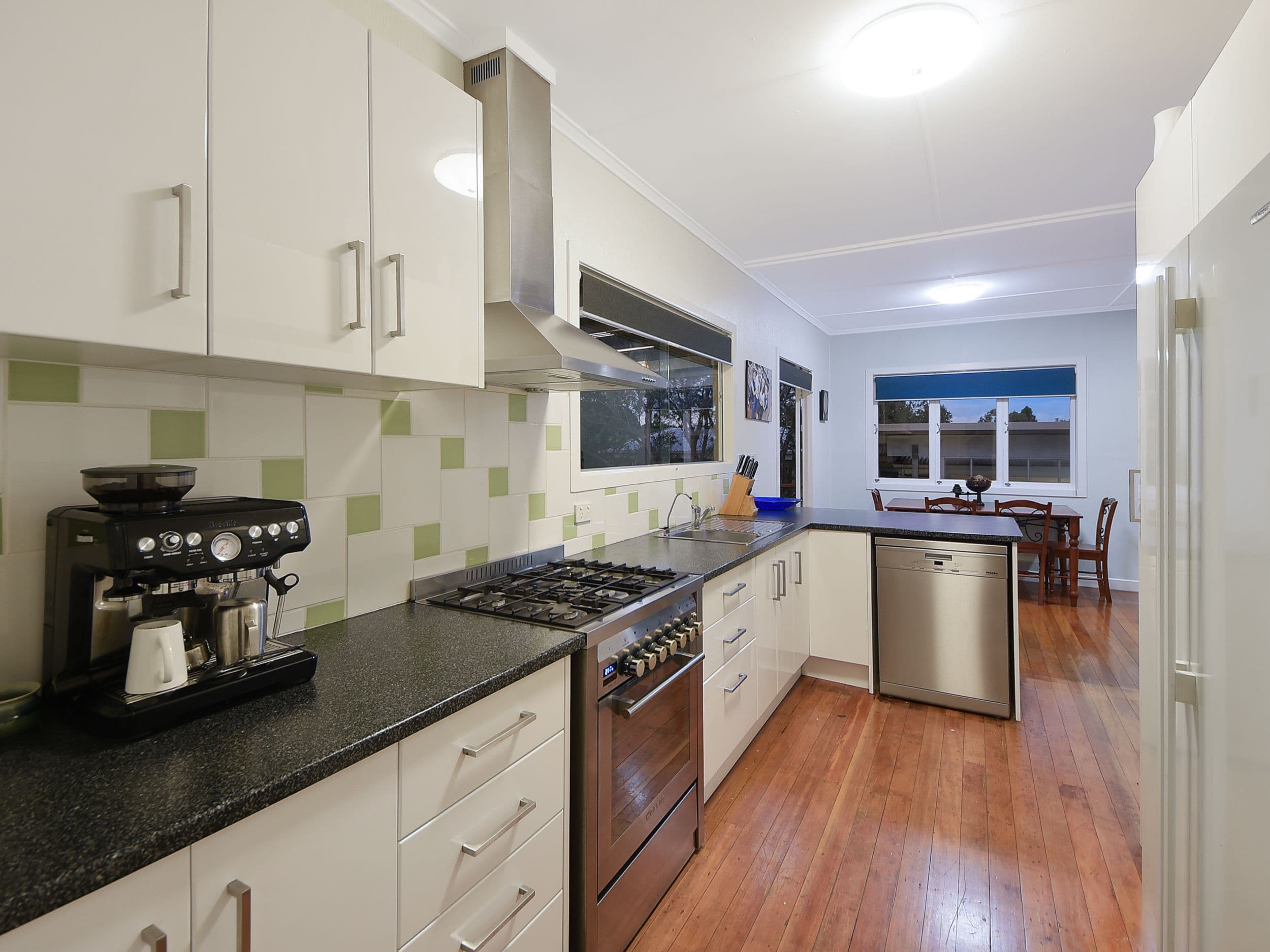 28 Patricks Road, Arana Hills QLD 4054, Arana Hills - Thumbnail 5